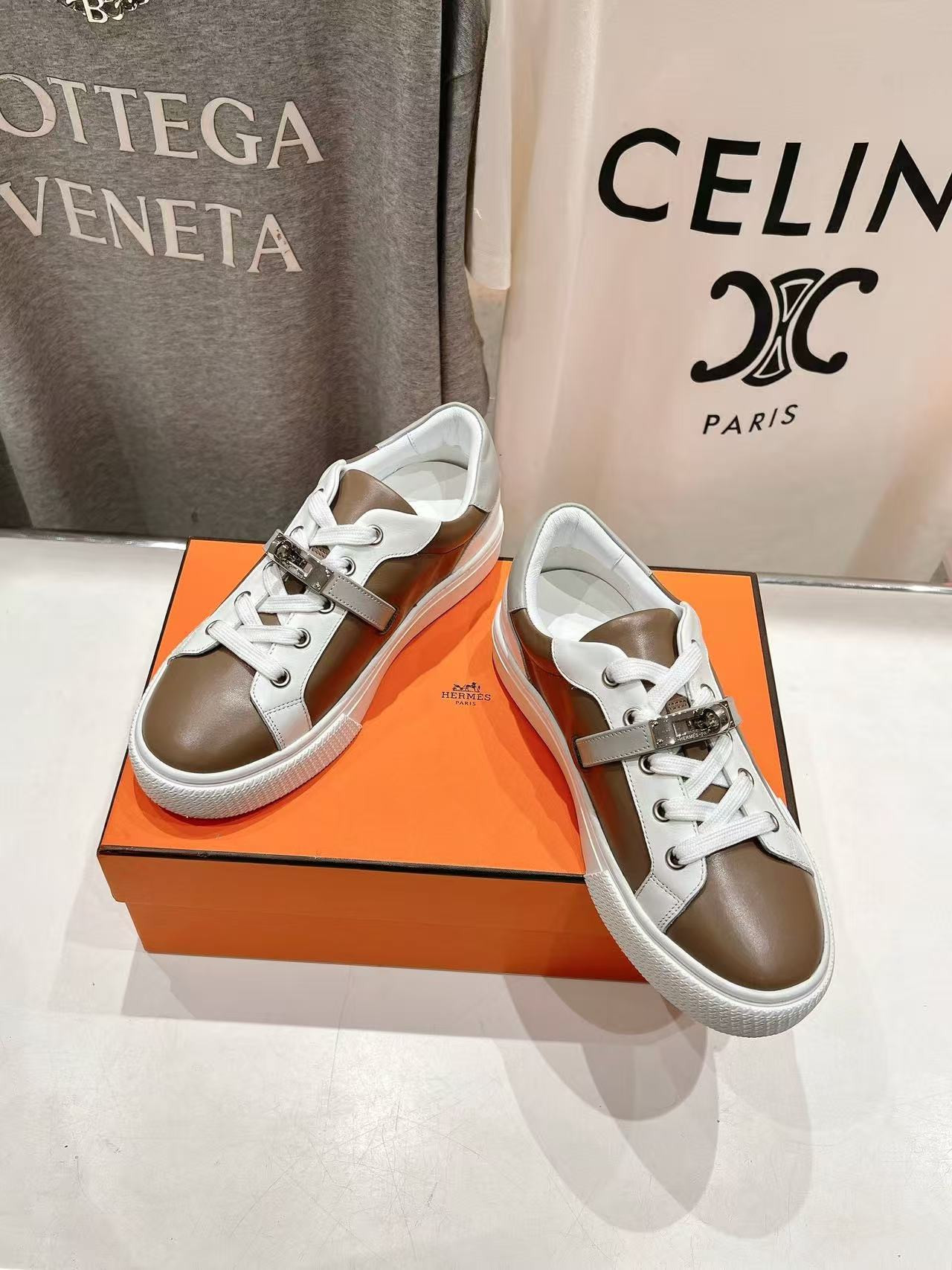 UA H**mes Day  Sneaker