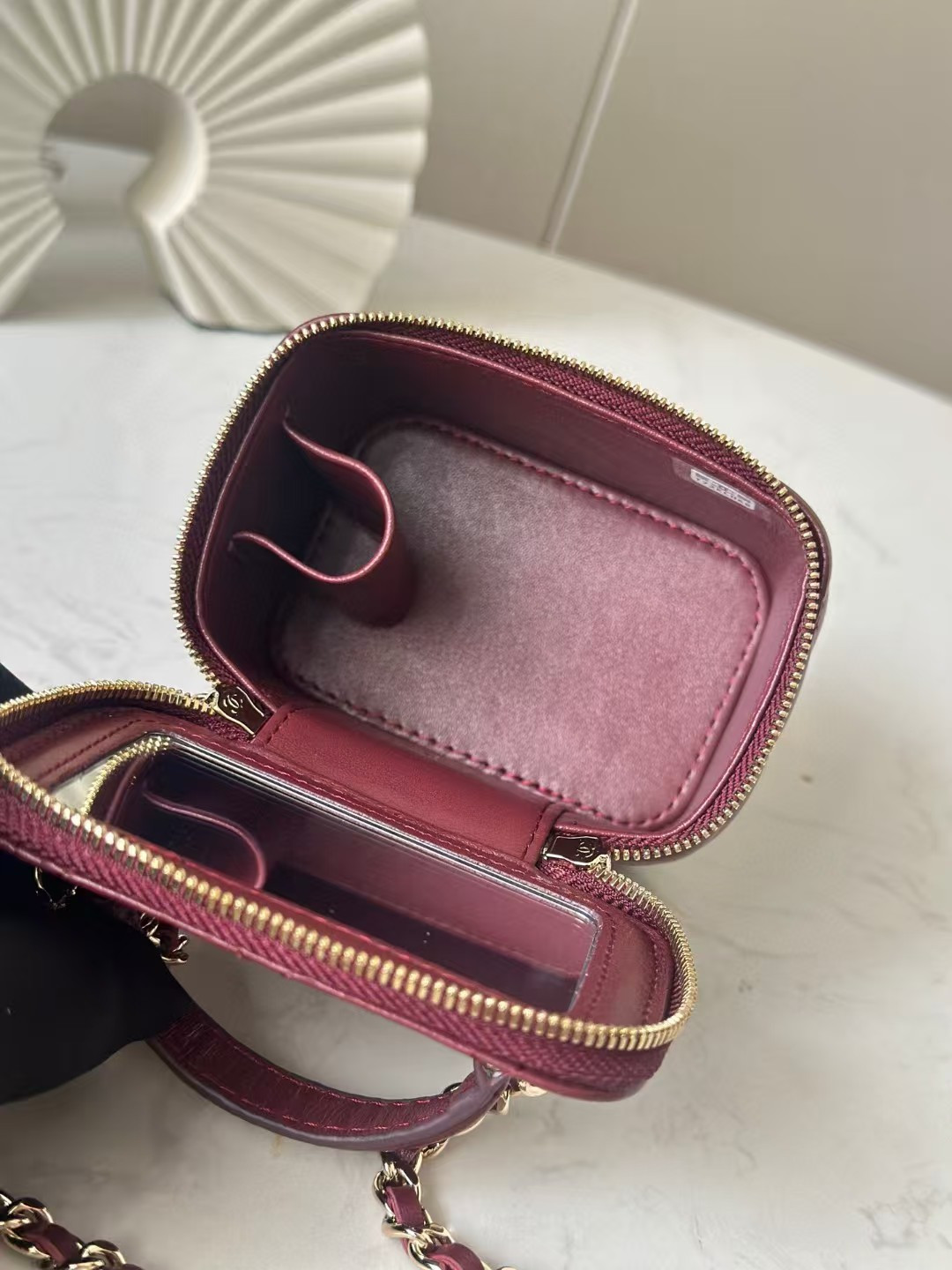 Ch*el Classic Top Handle Vanity Case with Chain 10x7x9cm