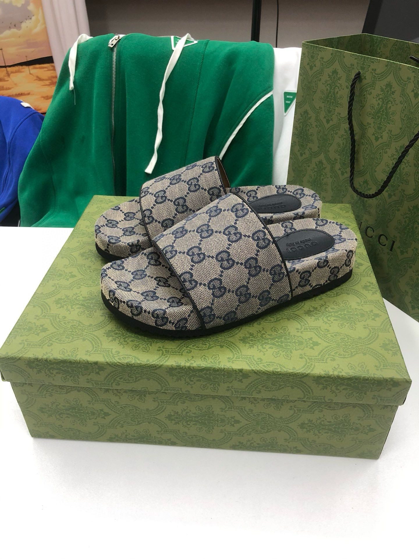 UA G*u*i GG Slide Sandal