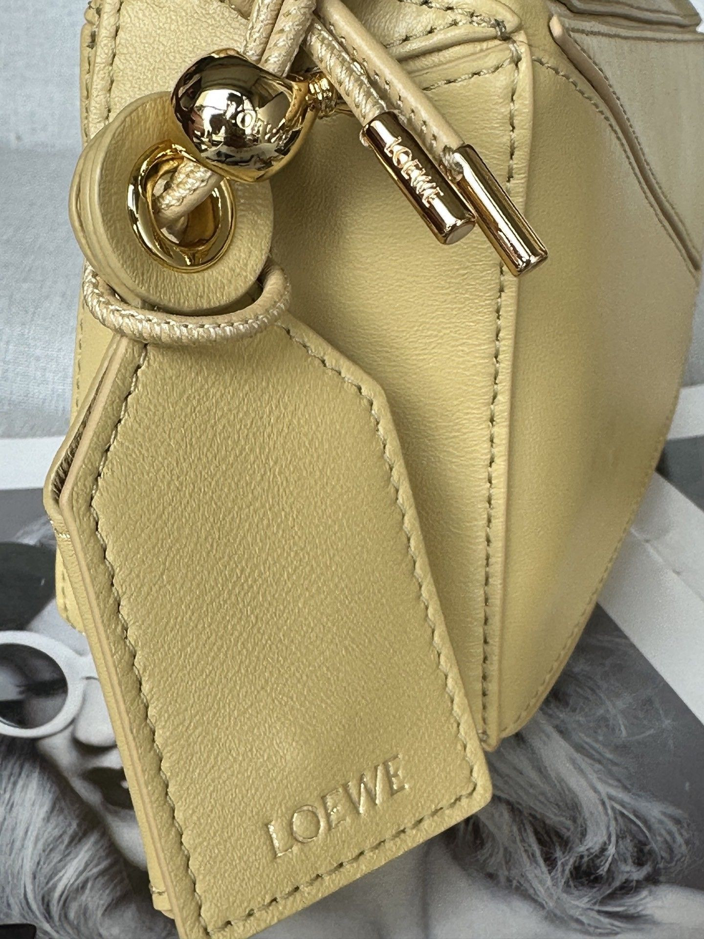 L0ew* Mini Featherlight Puzzle Bag Nappa Lambskin 18x12.5x8cm