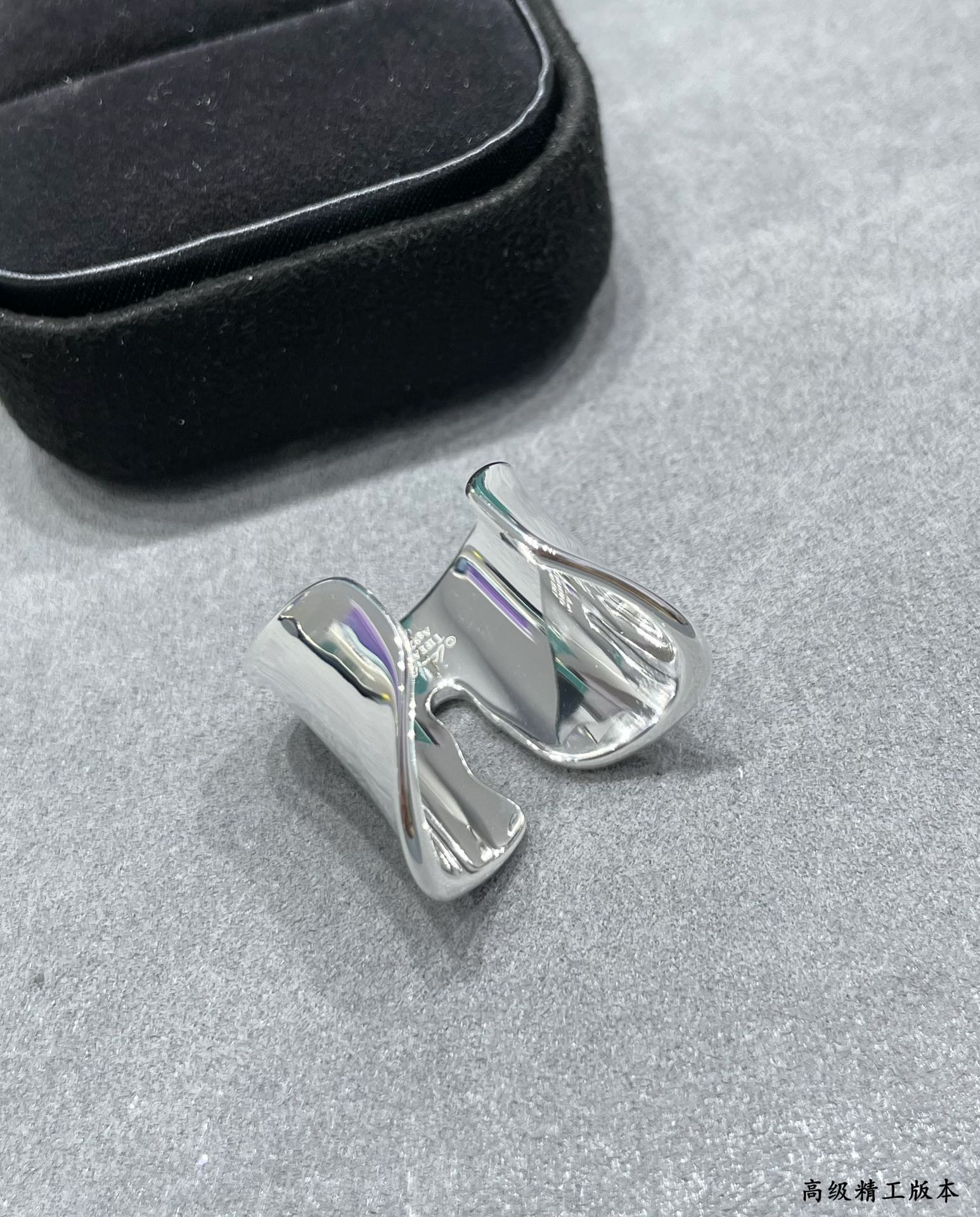 T*f*ny & Co. Hardware Extra Wide Sterling Silver Ring Ag925