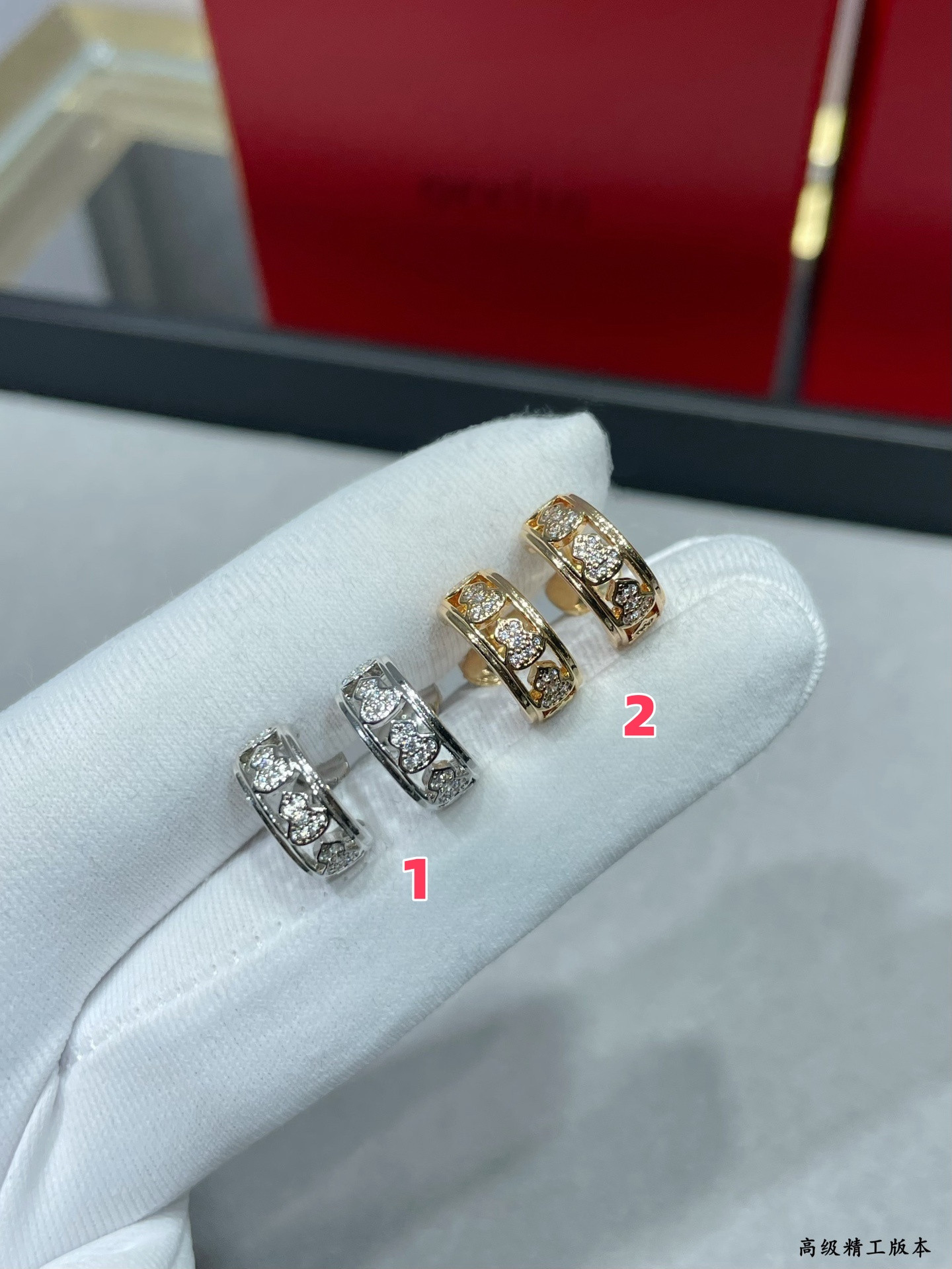 Qeelin Circle Gourd Earrings