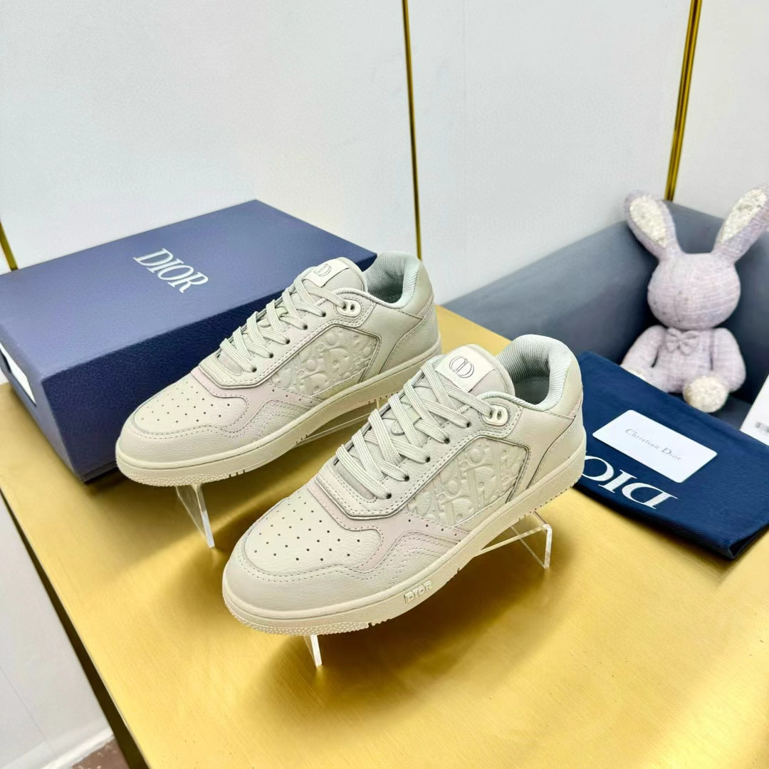 UA D*0r B27 Low-Top Sneaker Beige Grained Calfskin and Beige D*0r Gravity Leather