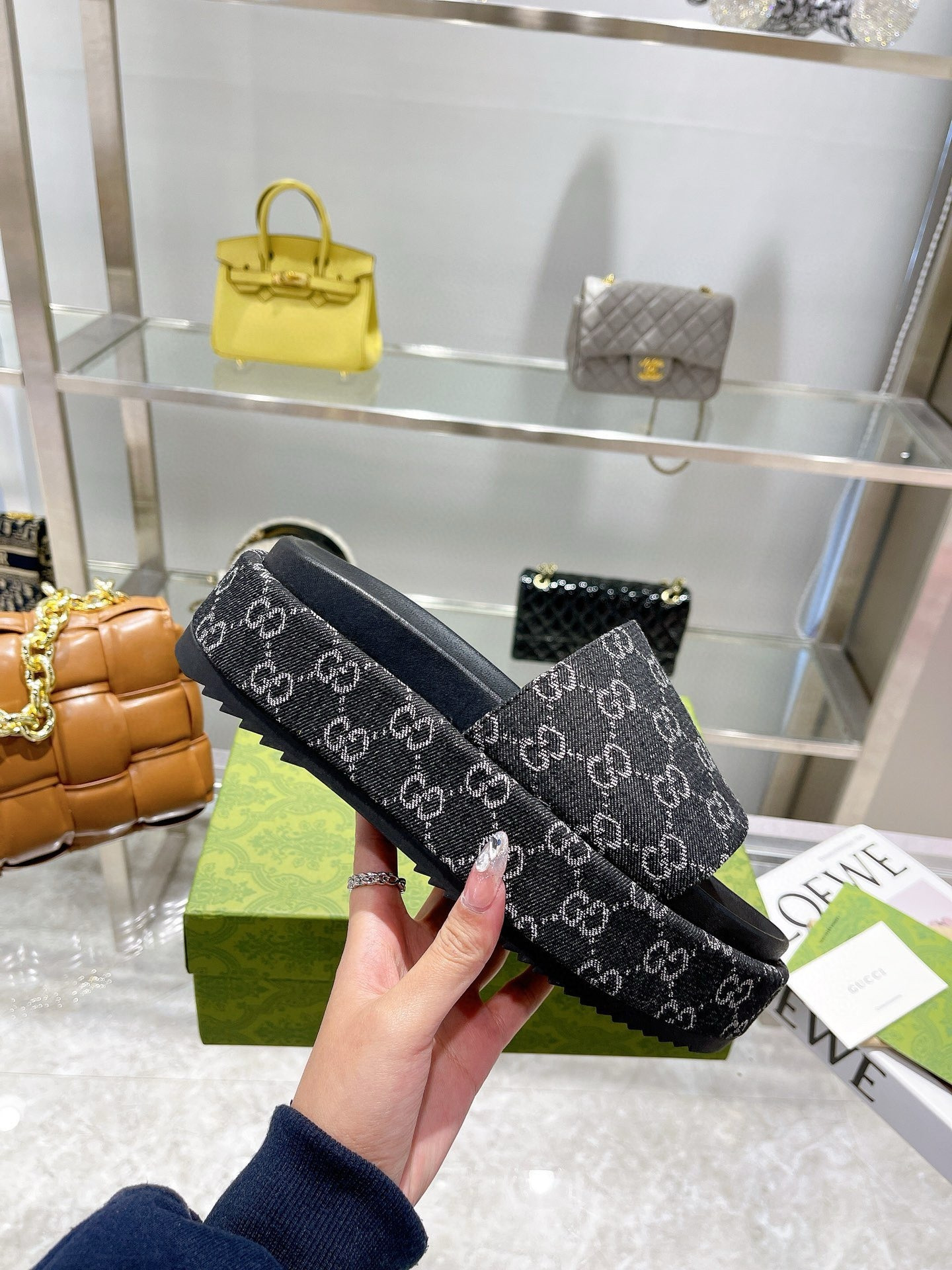 UA G*u*i GG PLATFORM Slide Sandal