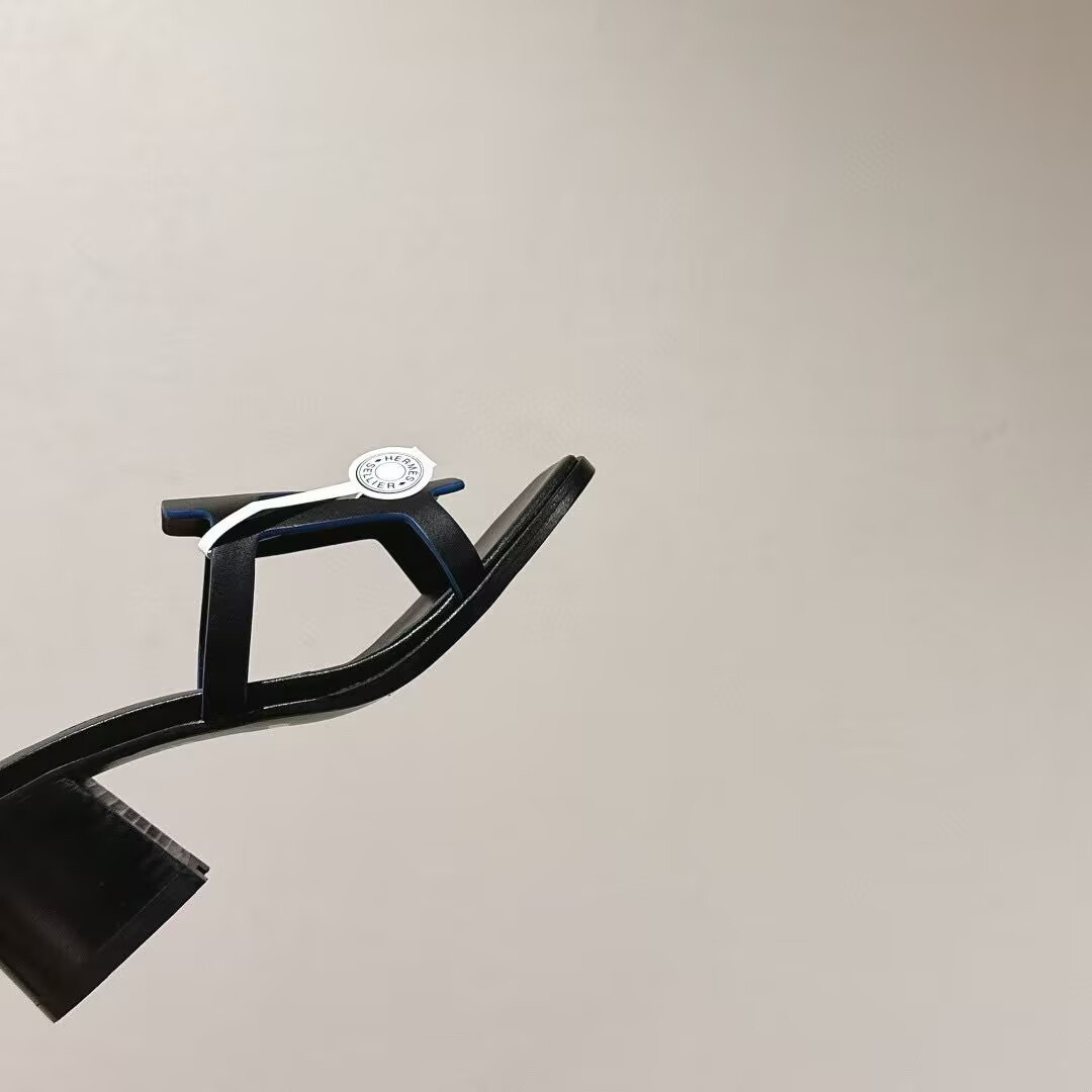 UA H**mes Izzy 60 Sandals