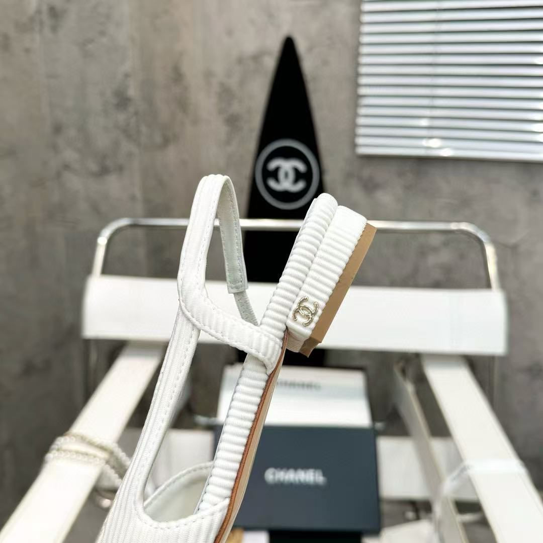 UA Ch*el SLINGBACKS FLAT