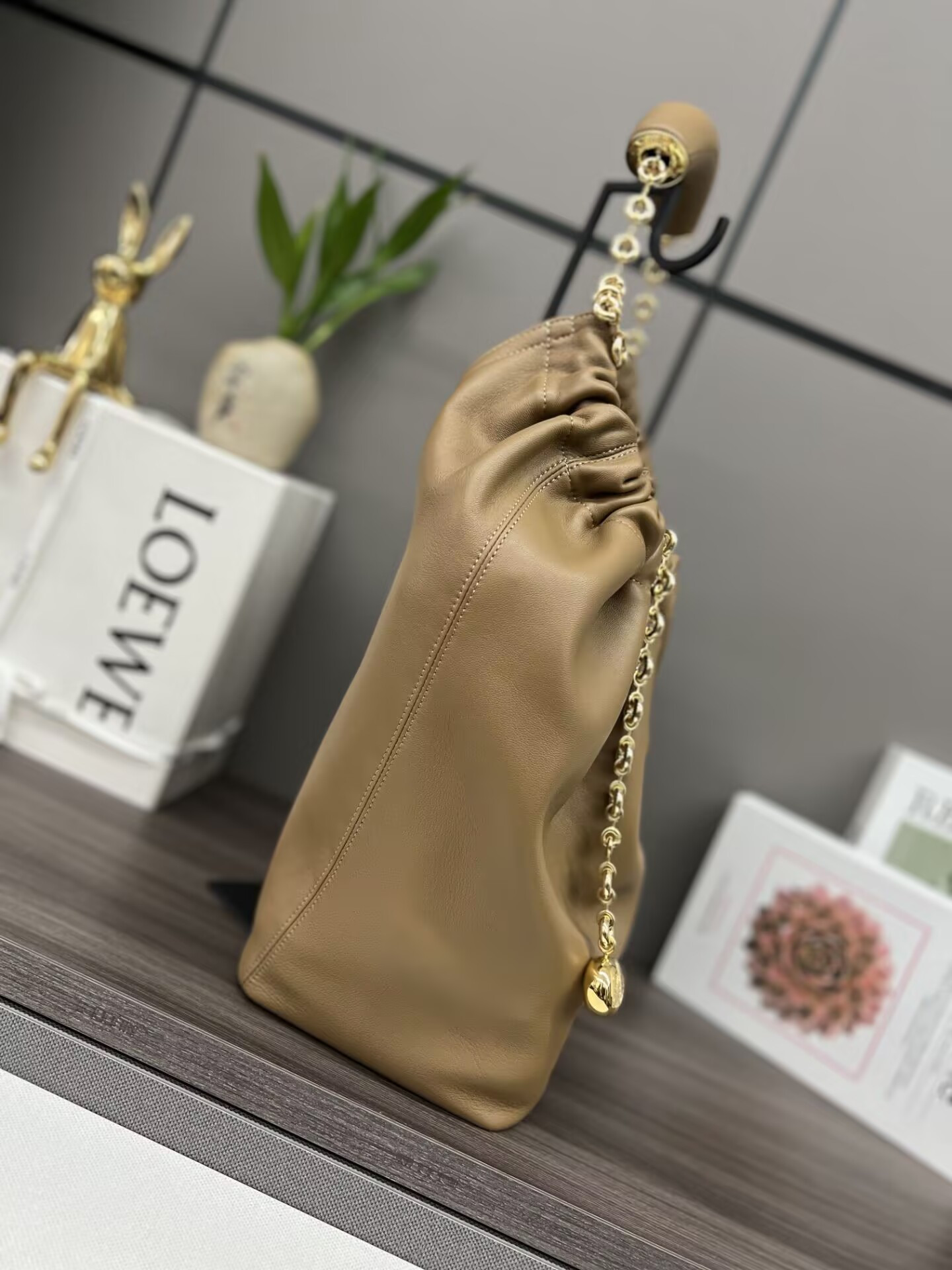 L0ew* Medium Squeeze bag in mellow nappa lambskin 34x33x13.5cm