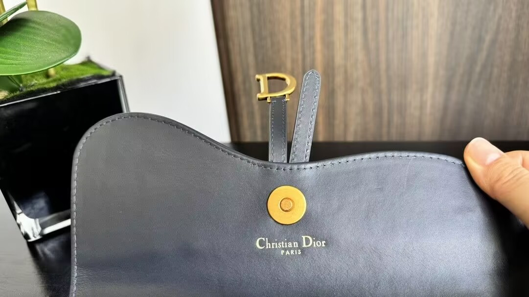 D*0r Medium Saddle Pouch with Chain 21.5x13.5x4.5cm