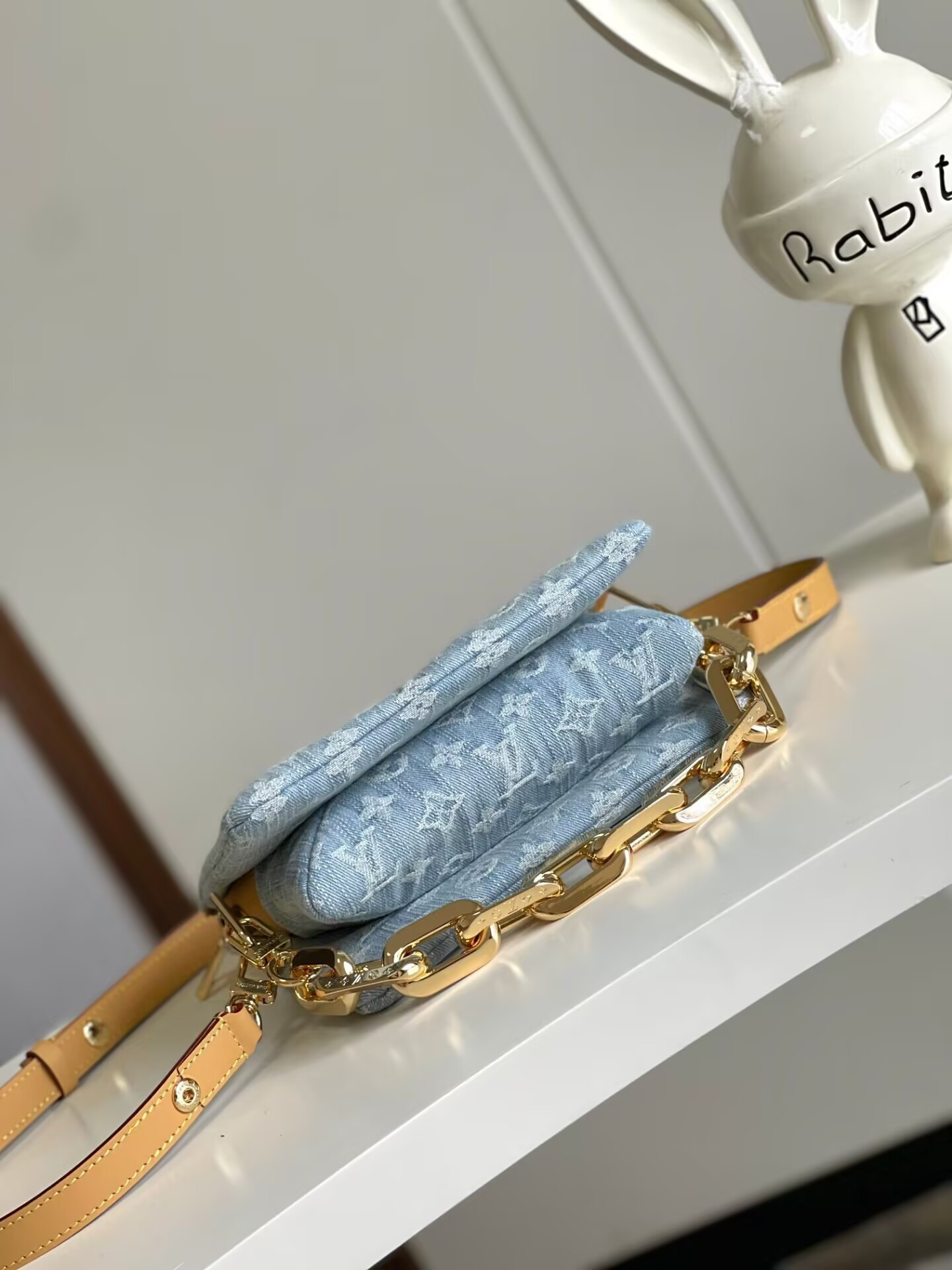 LV Coussin BB M11401 21x16x 7cm