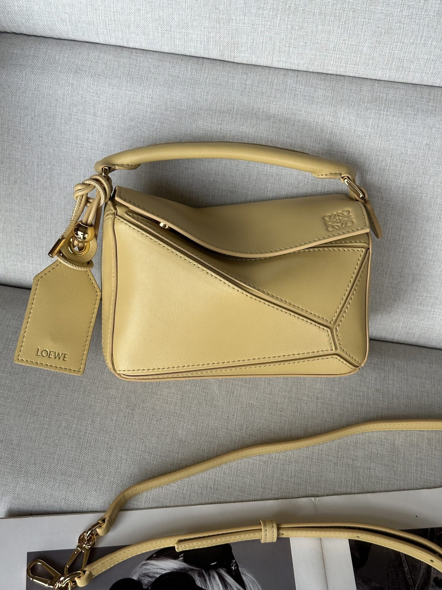 L0ew* Mini Featherlight Puzzle Bag Nappa Lambskin 18x12.5x8cm