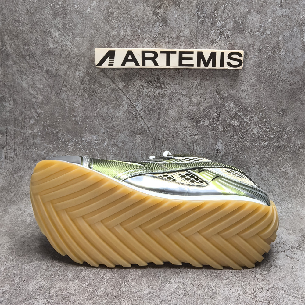 UA Bo*te*ga Ve*ne*ta Orbit Sneaker