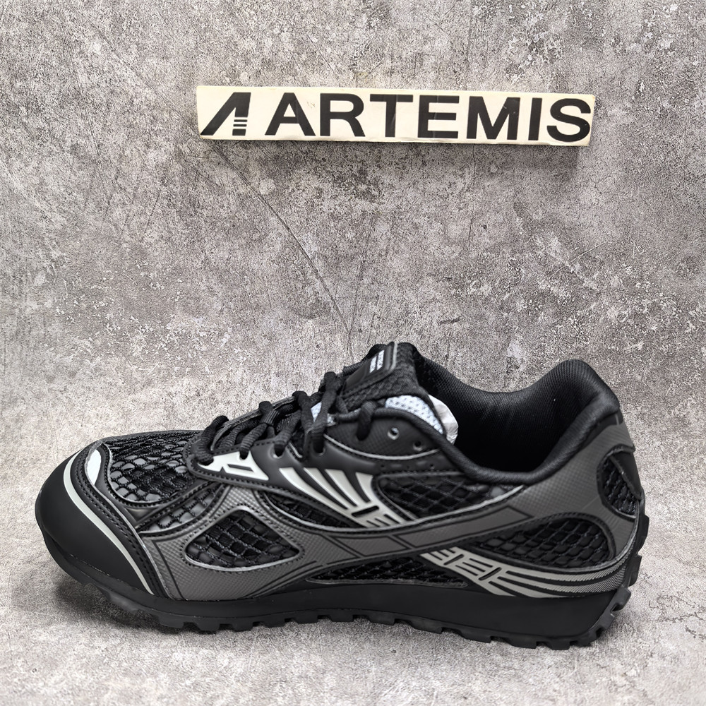 UA Bo*te*ga Ve*ne*ta Orbit Sneaker