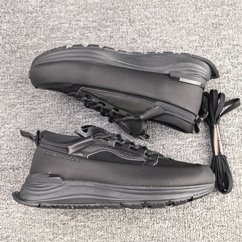 UA Can*a Go*e Glacier Trail Sneaker