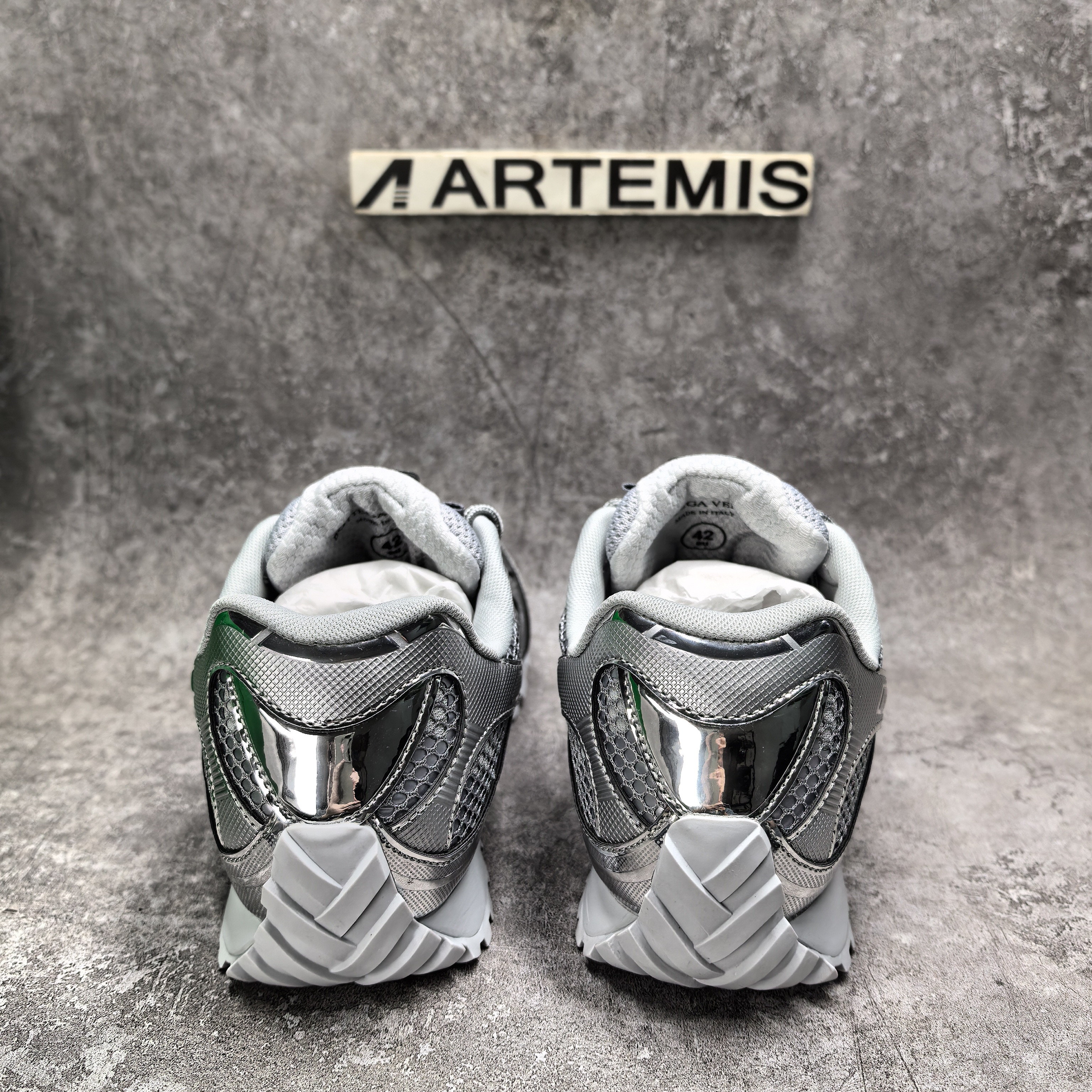 UA Bo*te*ga Ve*ne*ta Orbit Sneaker