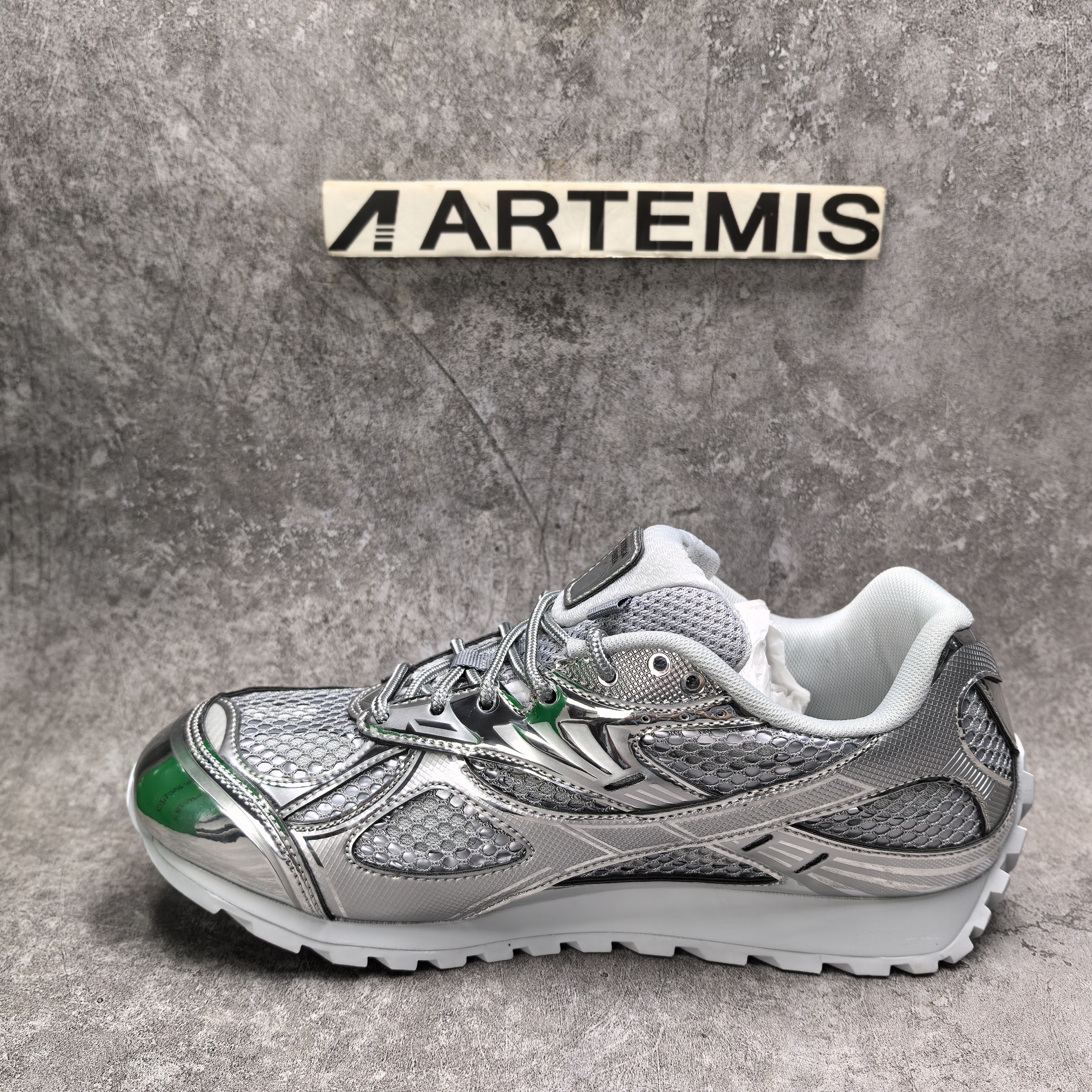 UA Bo*te*ga Ve*ne*ta Orbit Sneaker