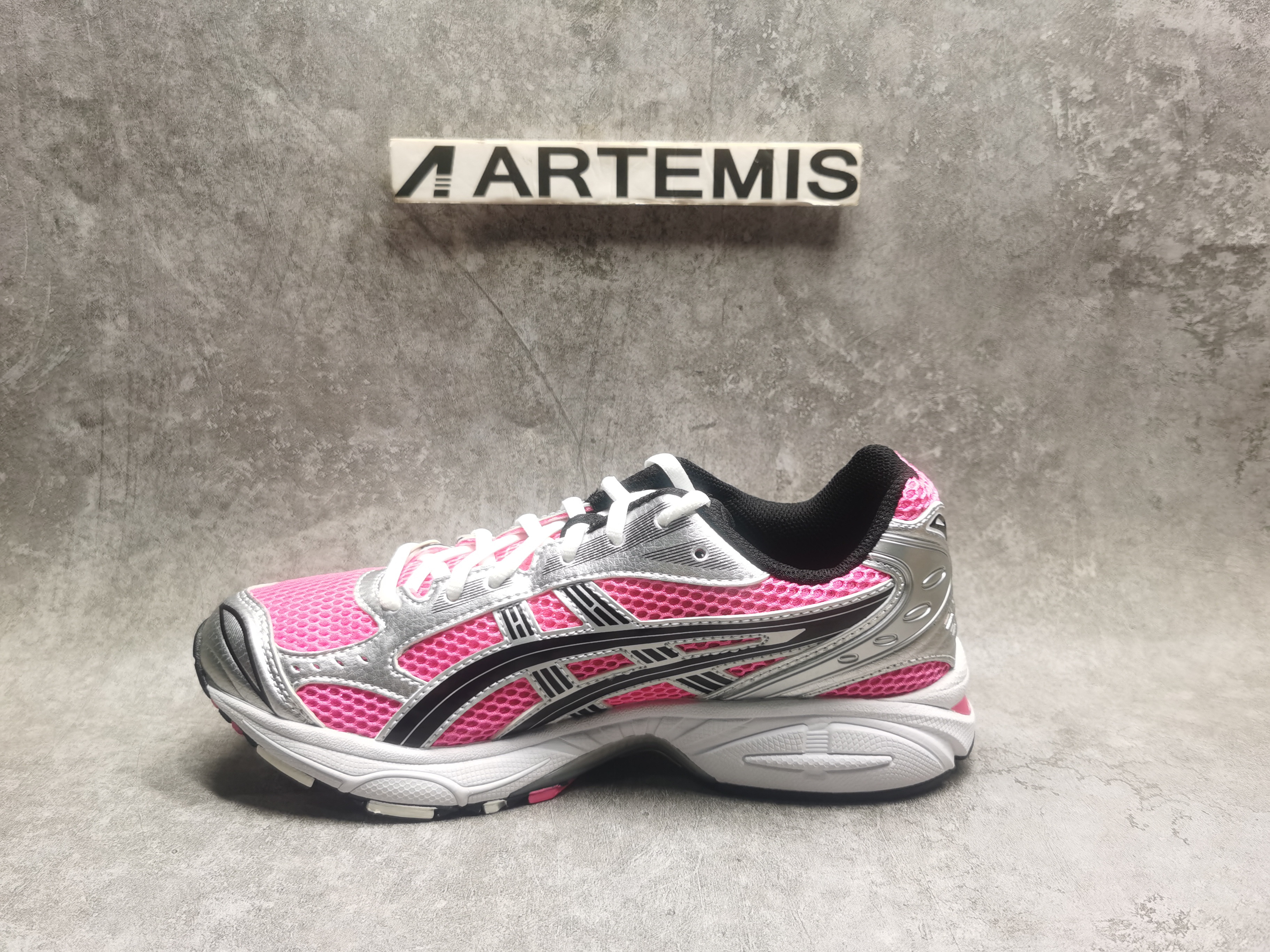 UA As*ic*s gel-kayano 14