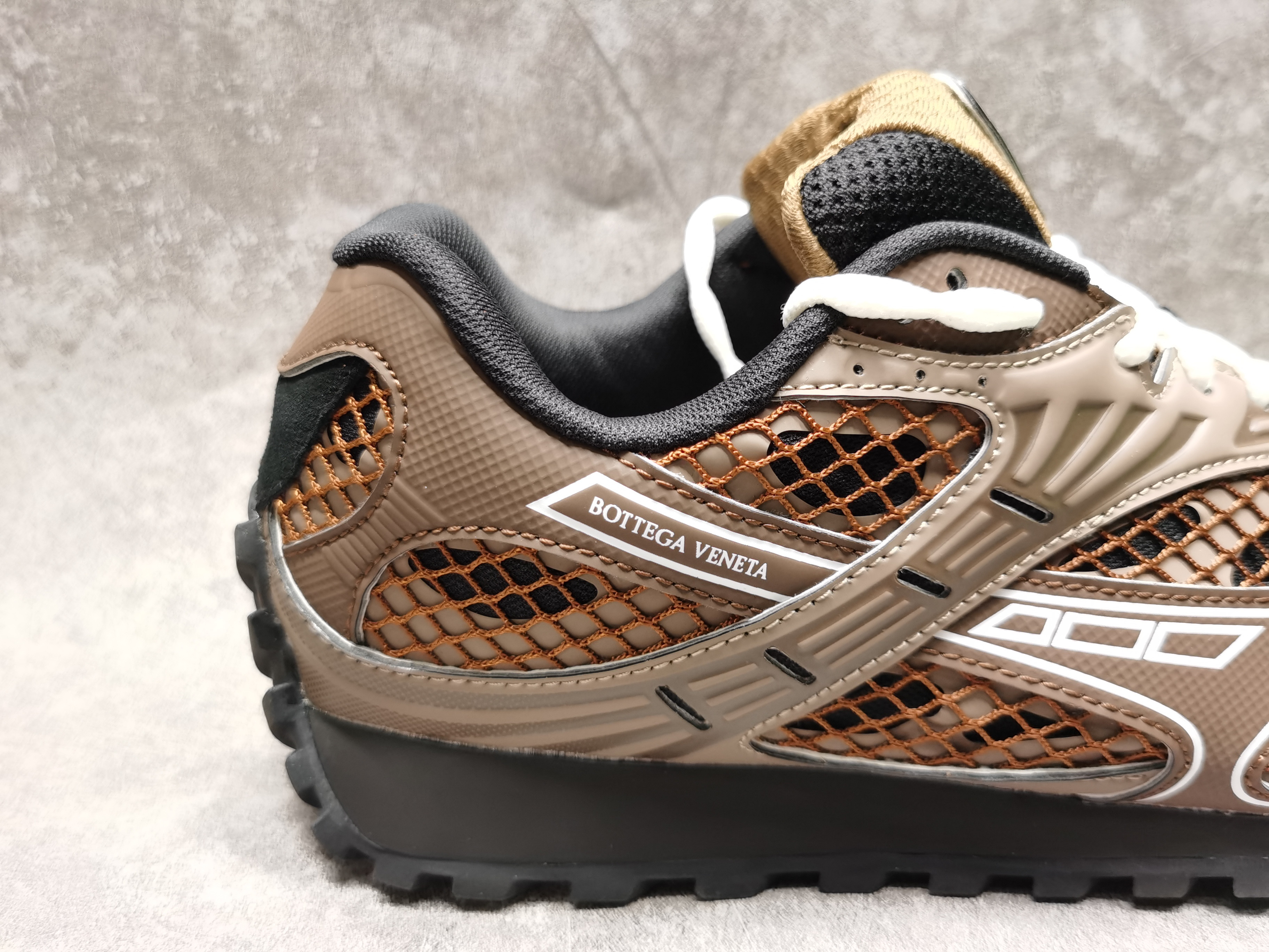 UA Bo*te*ga Ve*ne*ta Orbit Sneaker