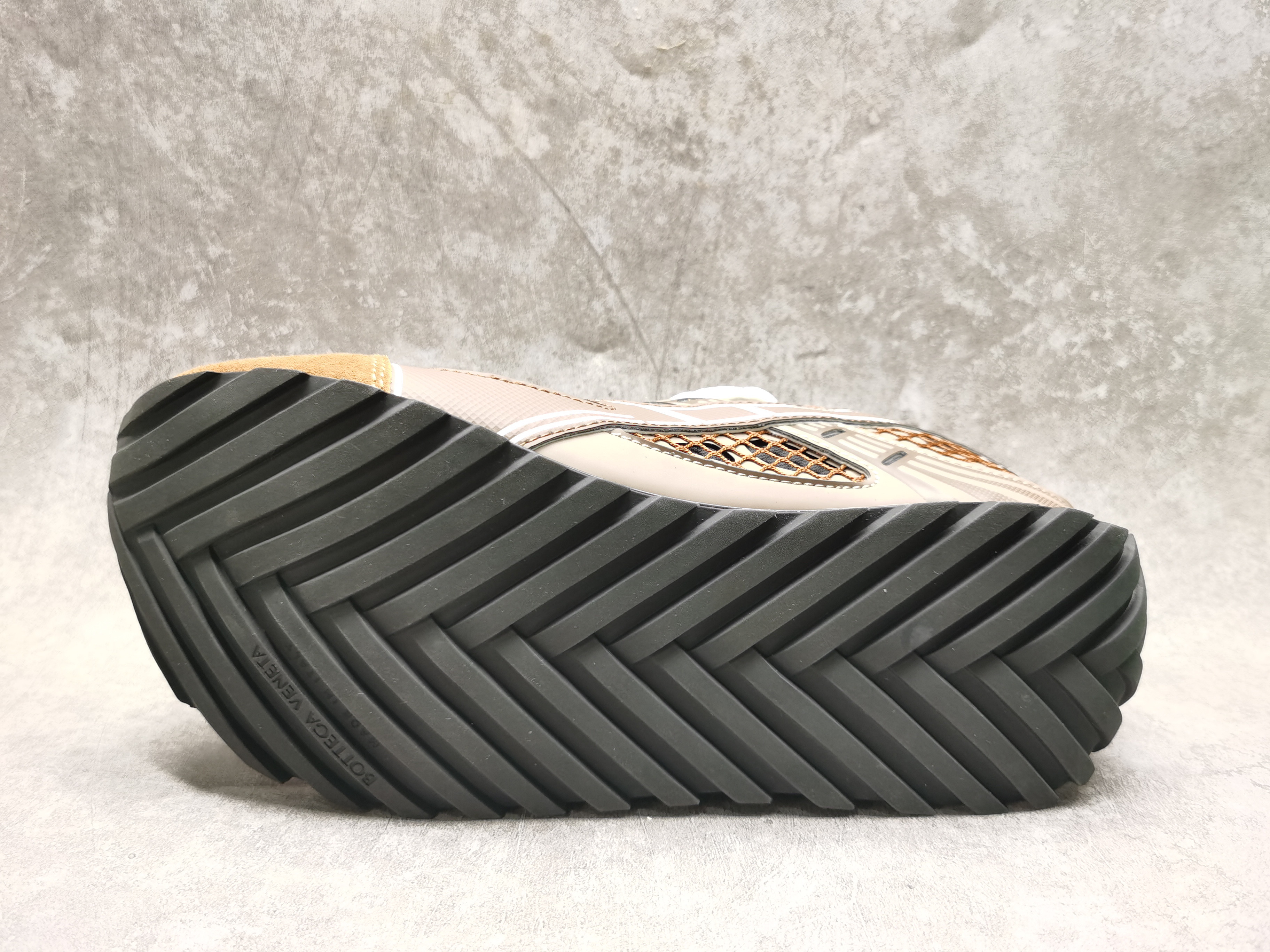 UA Bo*te*ga Ve*ne*ta Orbit Sneaker