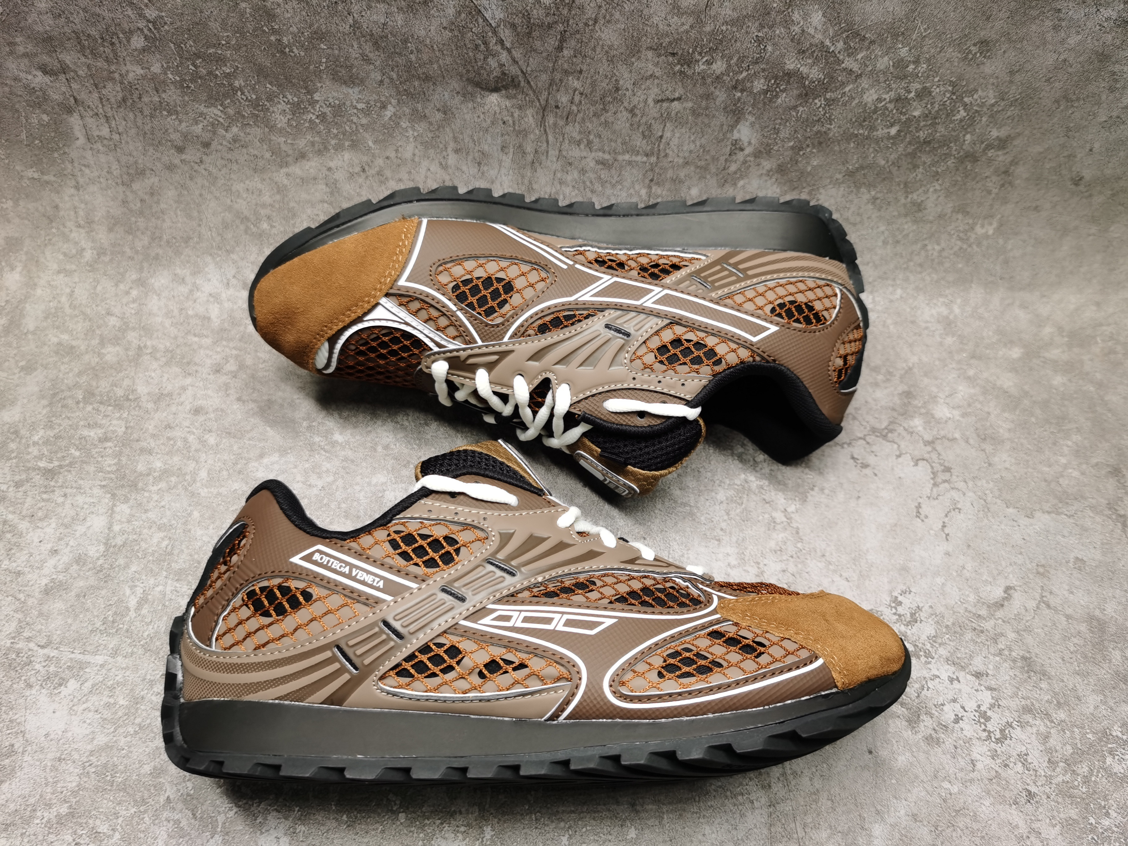 UA Bo*te*ga Ve*ne*ta Orbit Sneaker