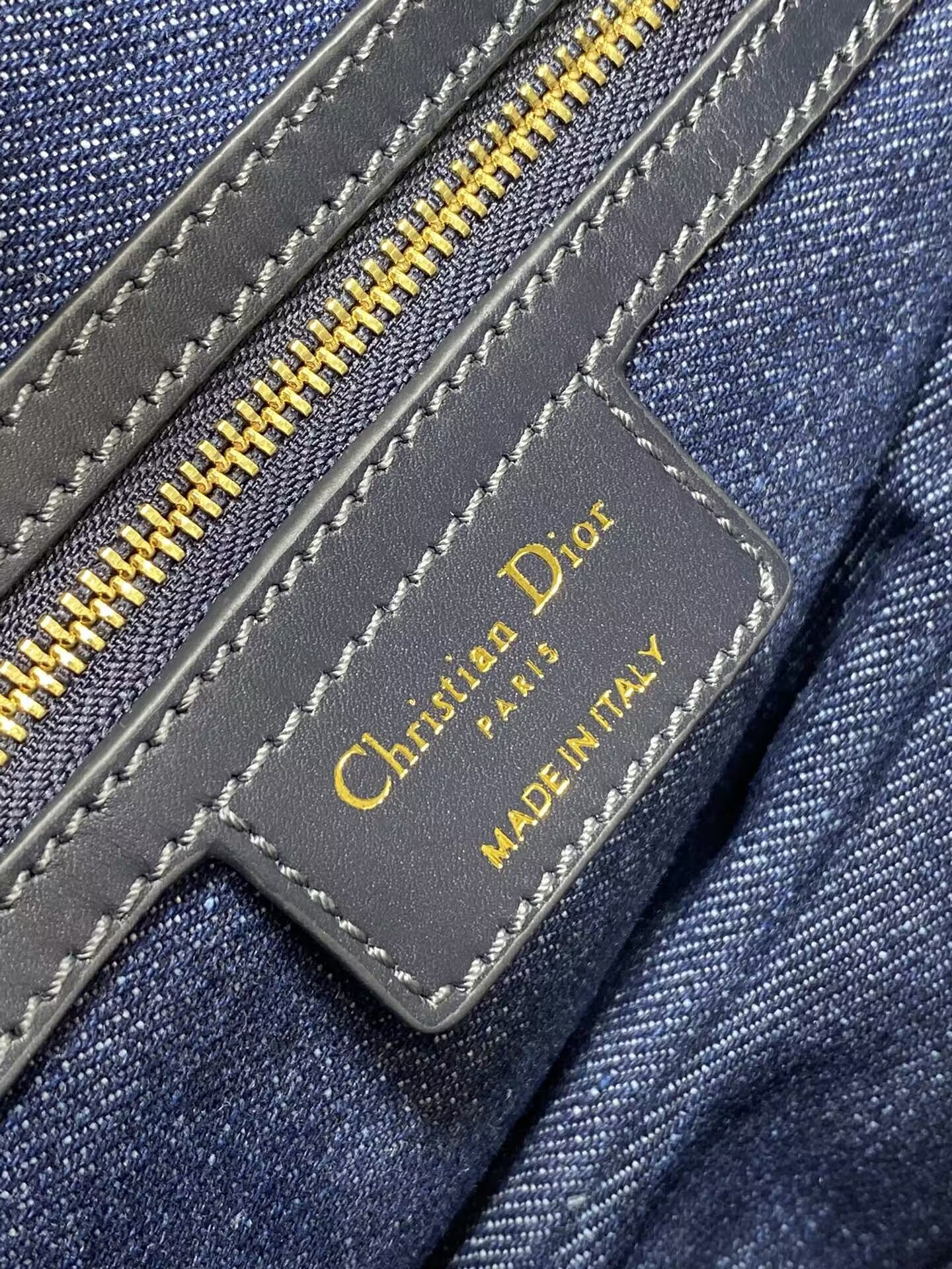 D*0r Saddle Bag with Strap Blue Denim D*0r Oblique Jacquard 25.5 x 20 x 6.5 cm