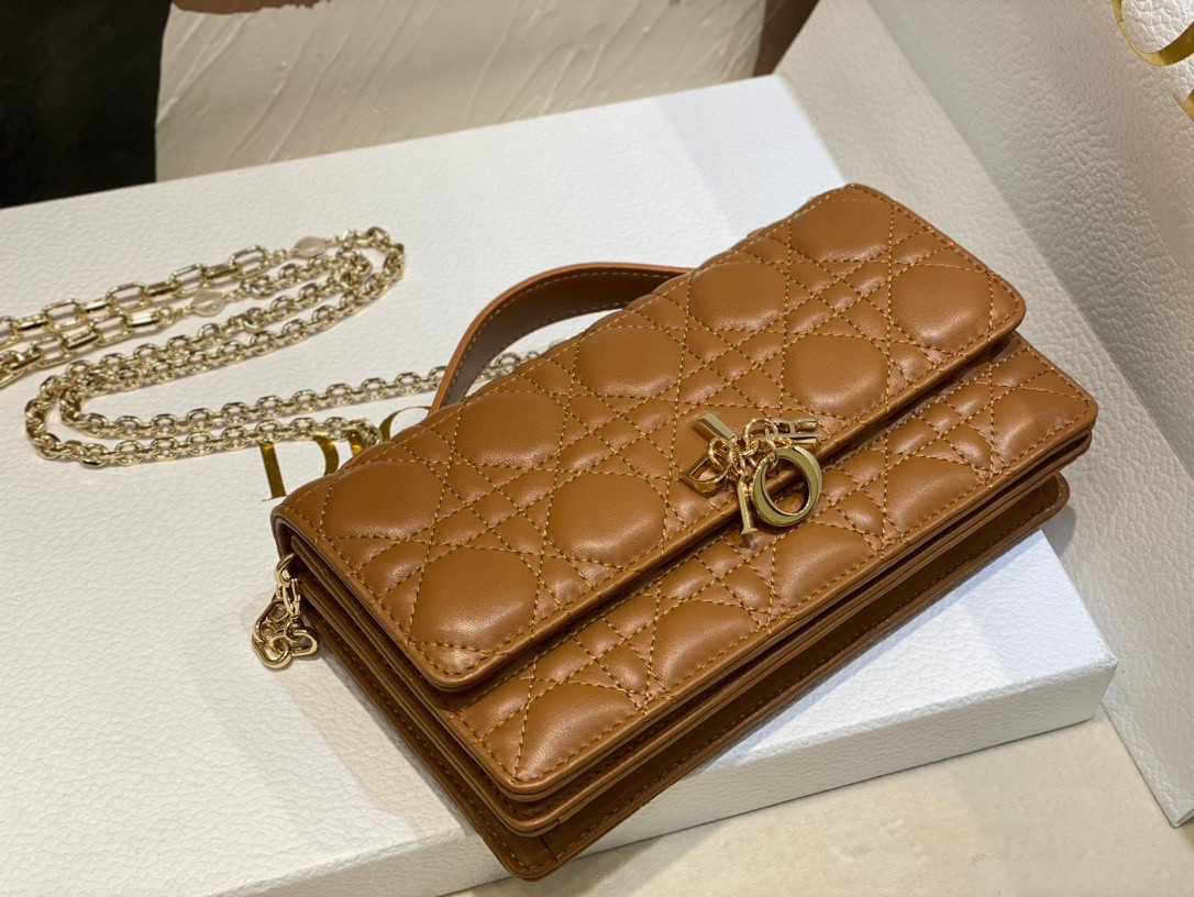 MISS D*0r MINI HANDBAG 21 x 11.5 x 4.5 cm