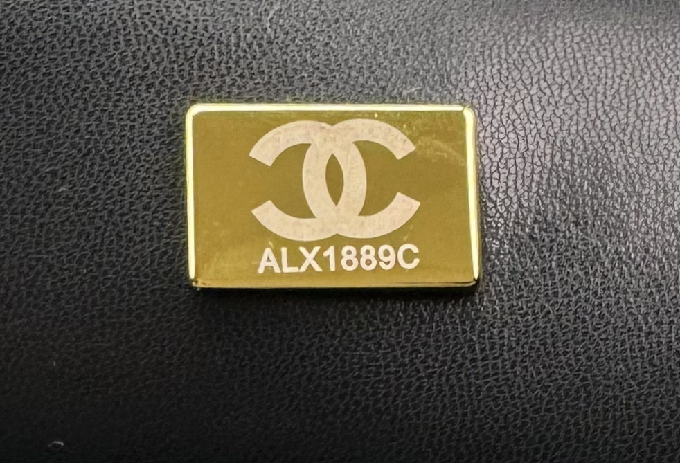 Ch*el MINI CLASSIC 11.12 HANDBAG 25 15.5 × 25.5 × 6.5 cm