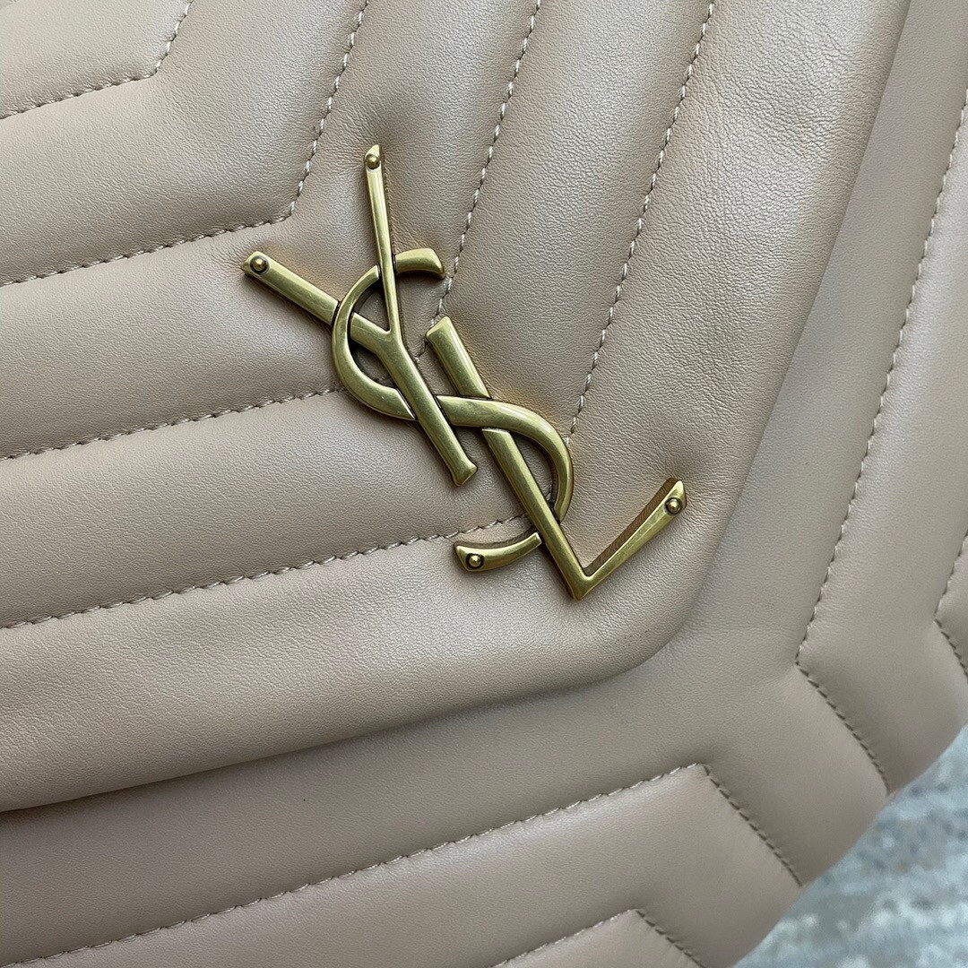 Y*L LOULOU MEDIUM IN QUILTED LEATHER 32x22x9cm