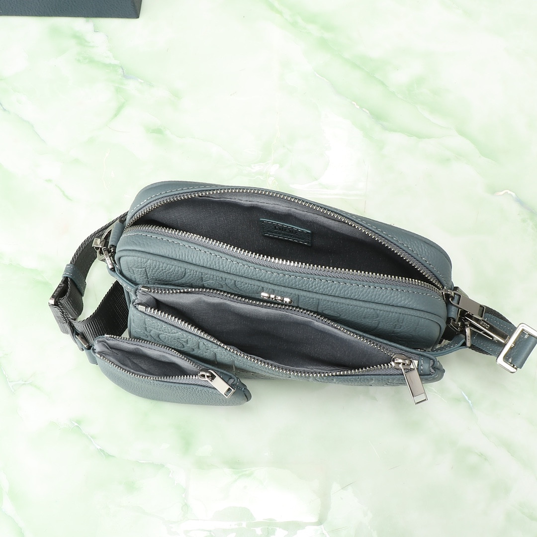 D*0r Saddle Triple Pouch Deep Gray D*0r Gravity Leather and Deep Gray Grained Calfskin 23x16x4cm