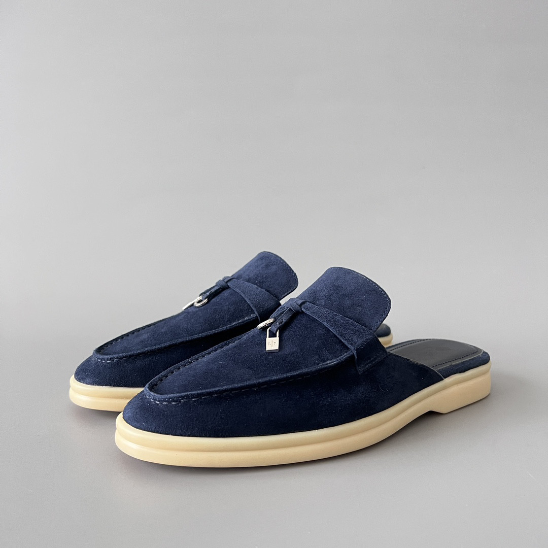 UA L**o p*ana Babouche Charms Walk Loafers