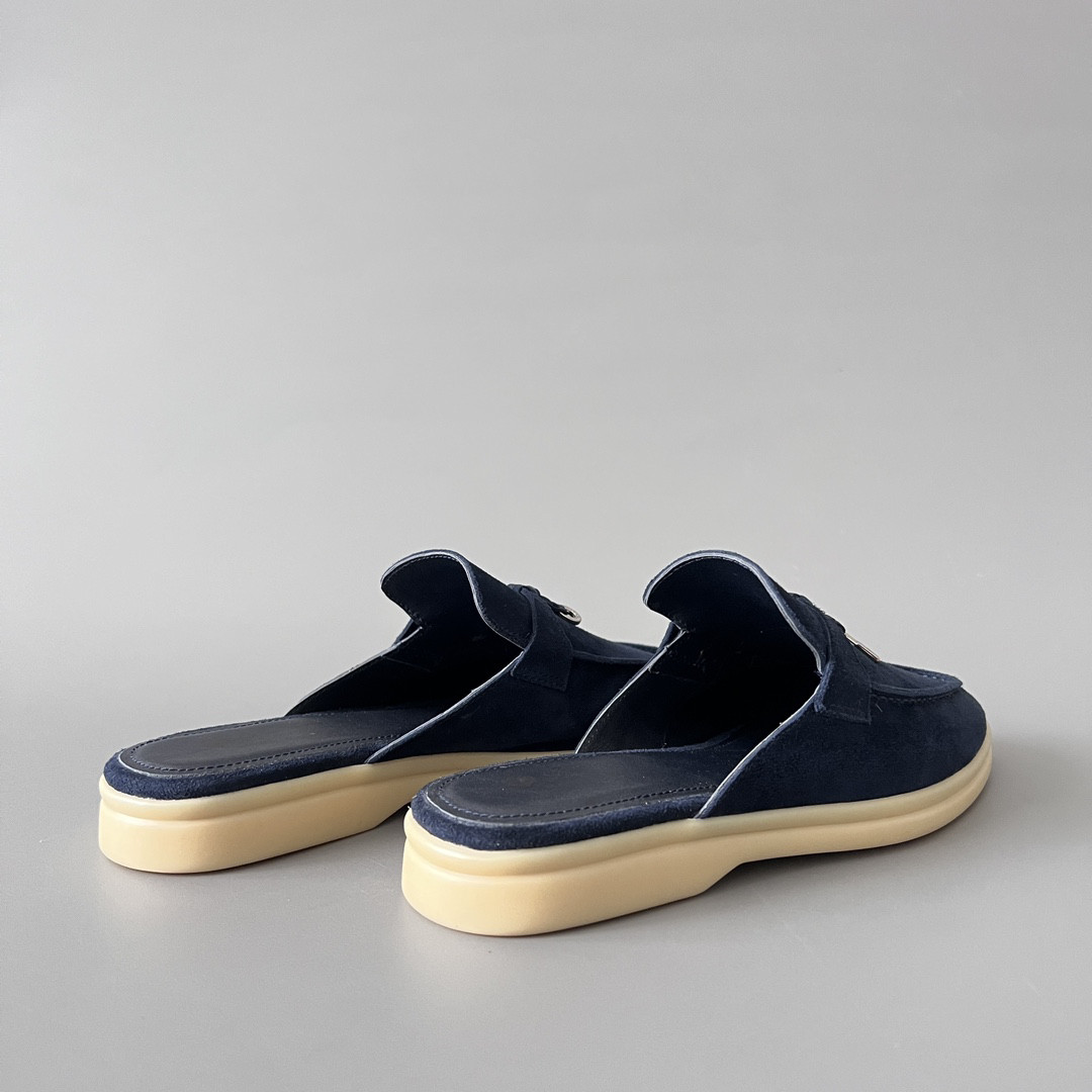 UA L**o p*ana Babouche Charms Walk Loafers