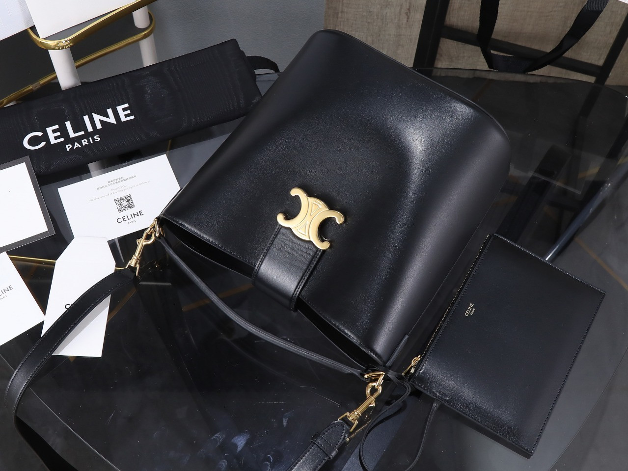 Ce**e L0*ise 23.5x24x16cm