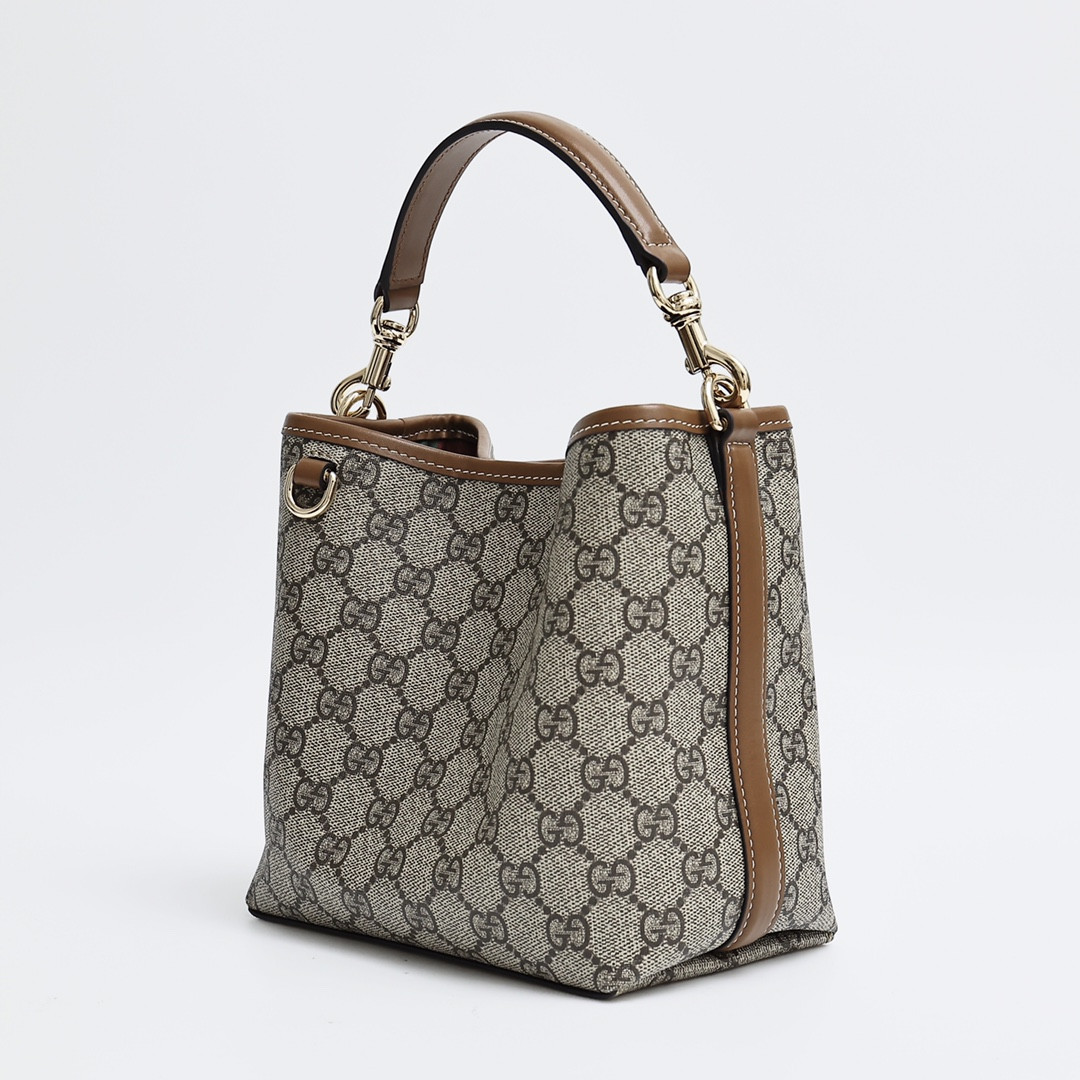 G*u*i Mini Emblem 19x18x11cm