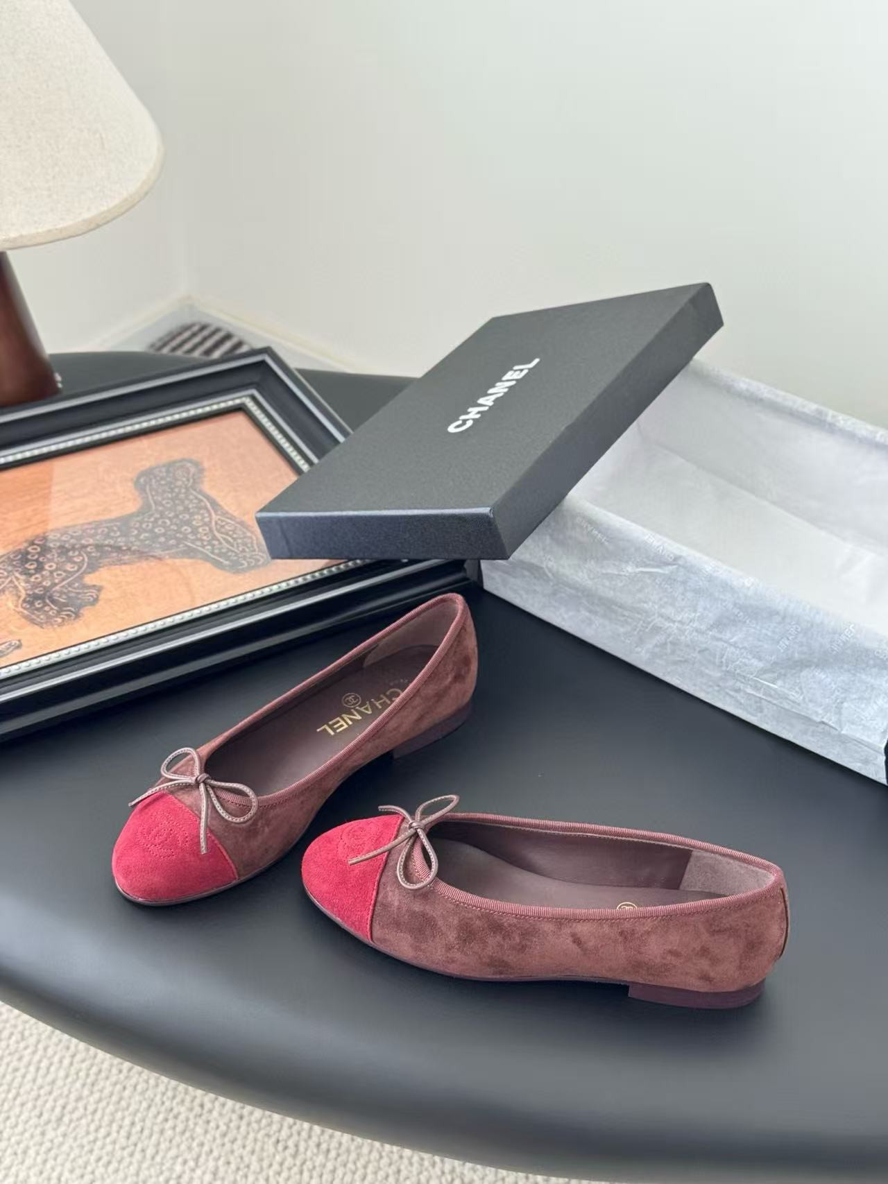UA Ch*el Ballet flats