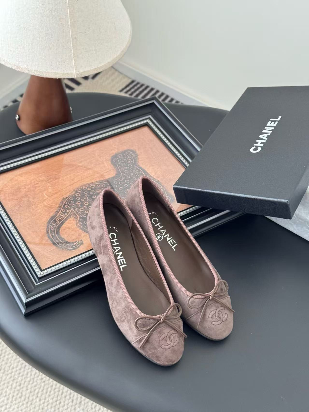 UA Ch*el Ballet flats