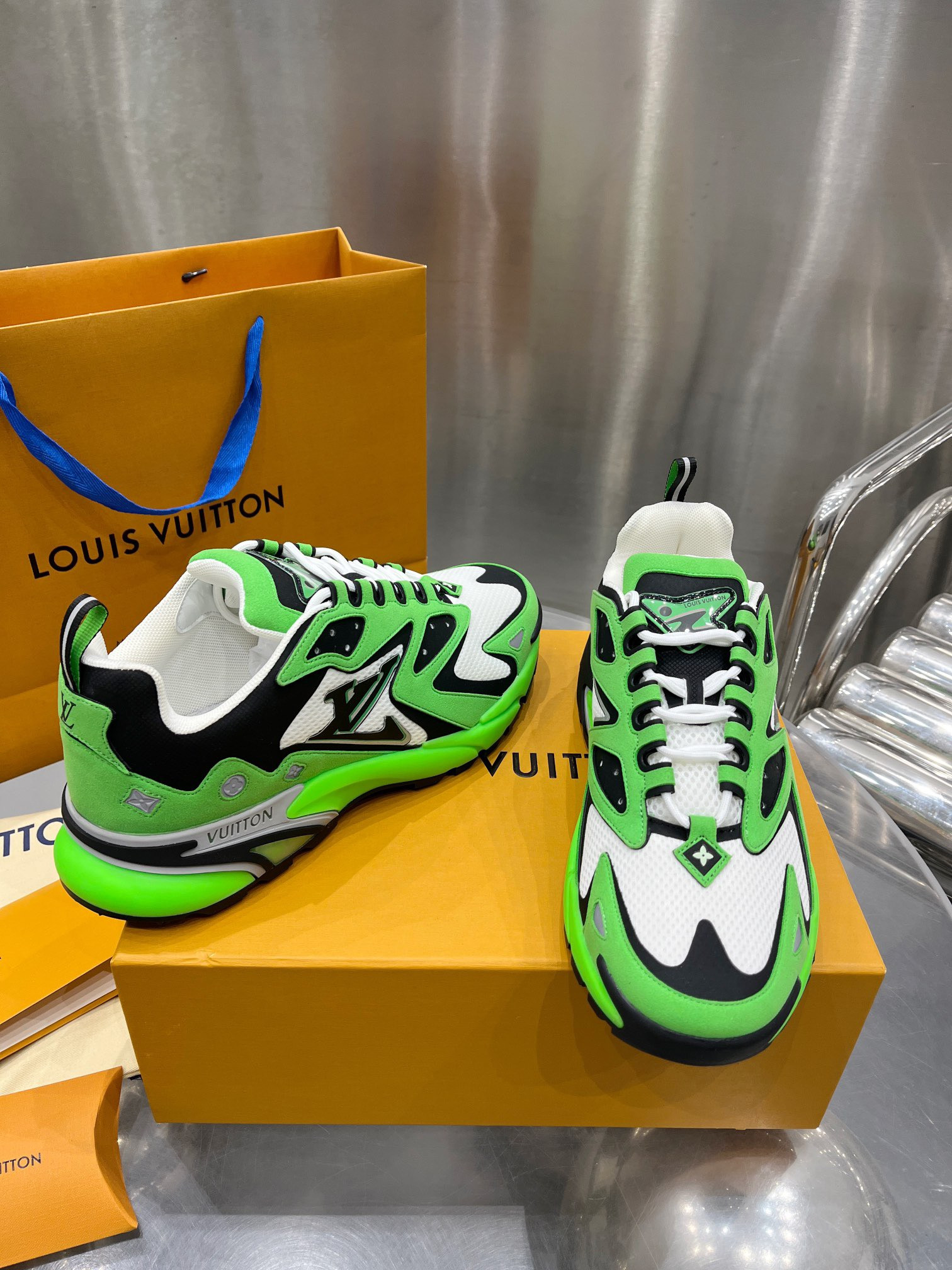 LV Runner Tatic Green