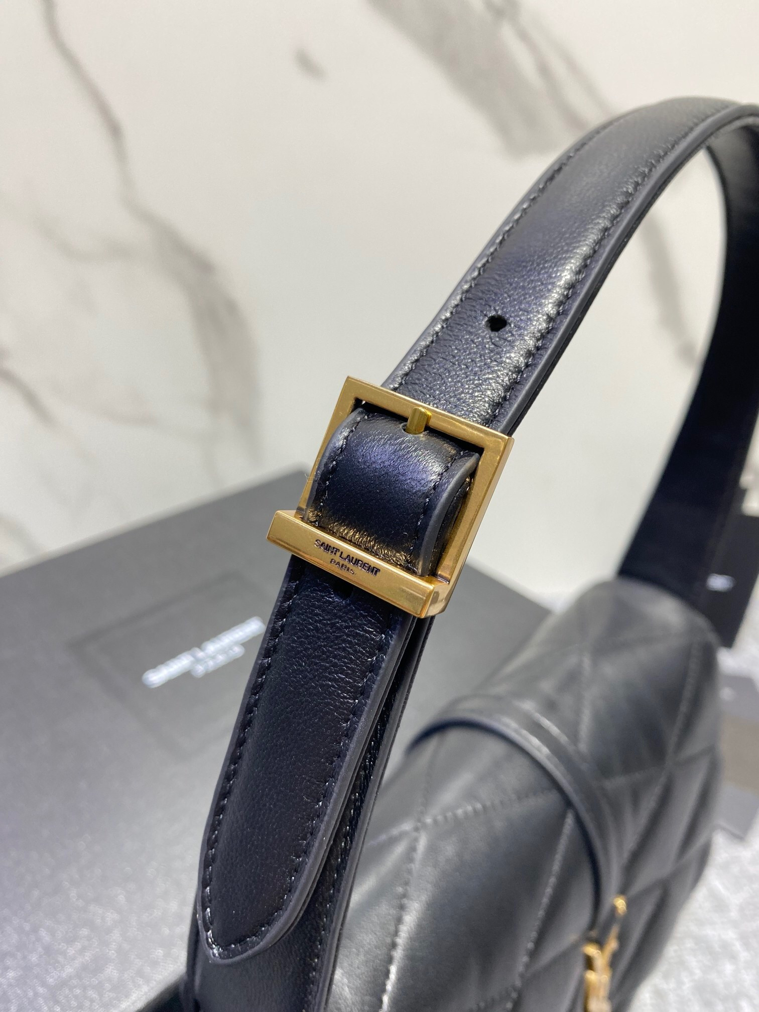 Sa**t Lau*nt LE 57 HOBO BAG IN QUILTED LAMBSKIN