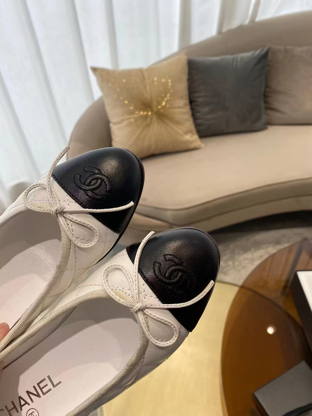 Ch*el BALLET FLATS Aged Calfskin White & Black