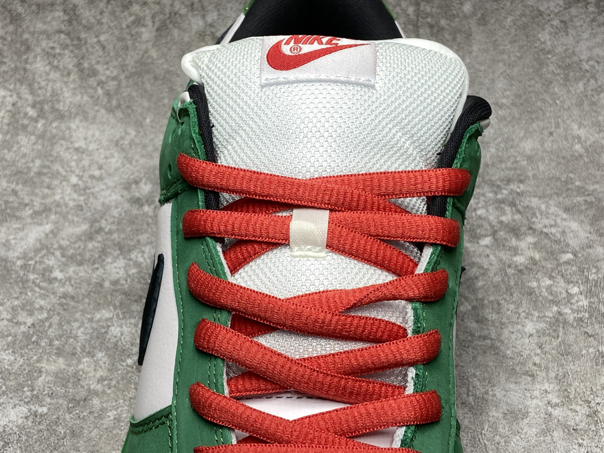 Nike Dunk SB Low Heineken