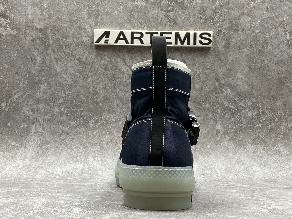 D*0r B23 High Top Blue