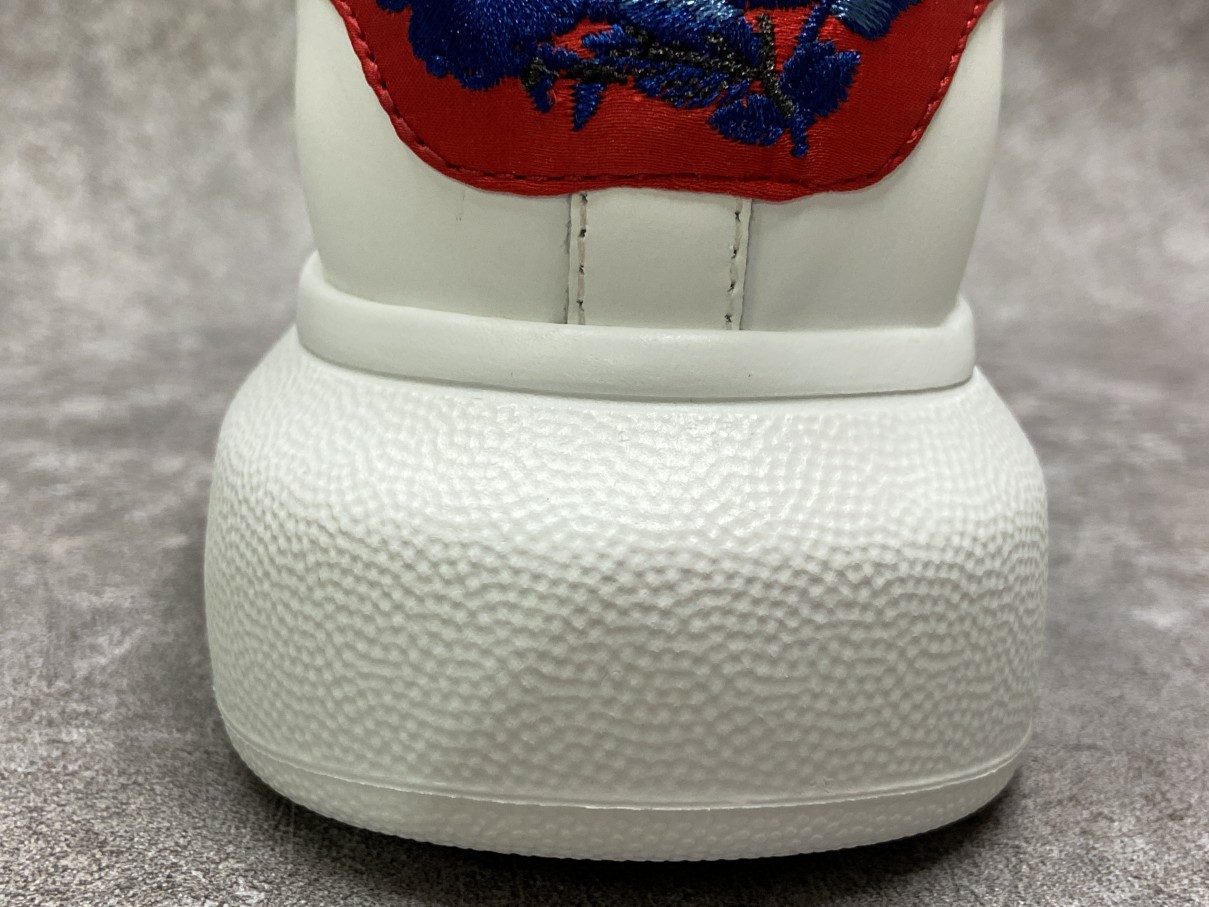 Ale*d*r M*Q*en Oversized Embroidery Red