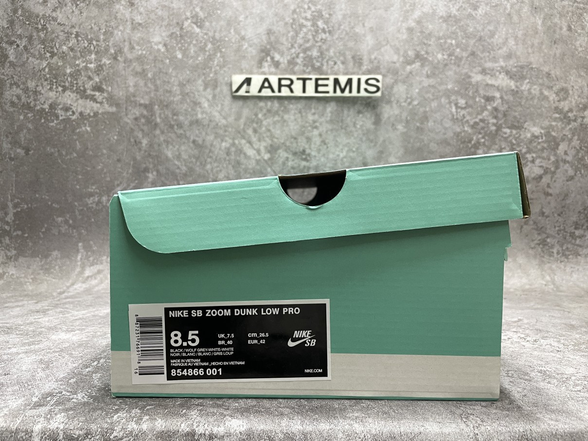 Nike Sb Zoom Dunk Low Pro Black/Wolf Grey-White-White