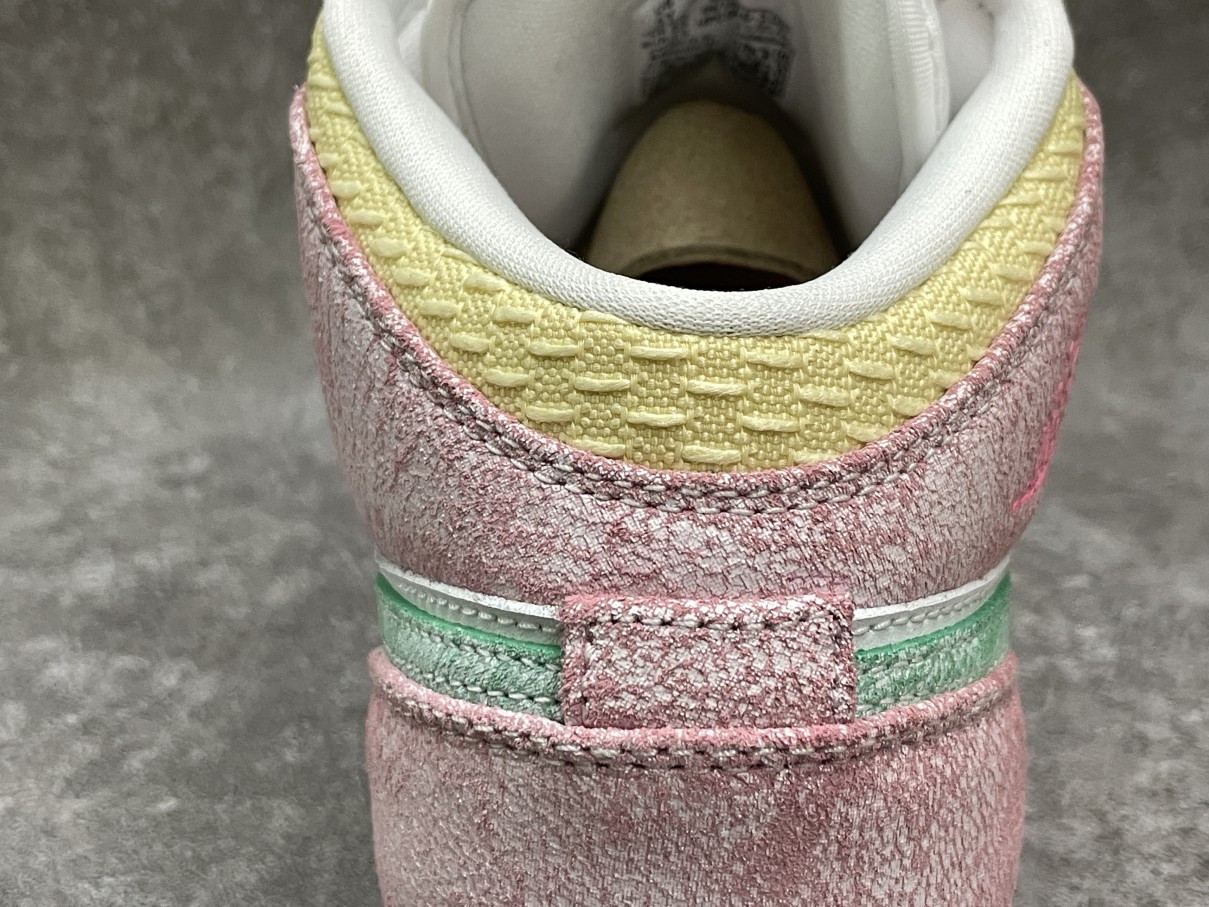 Air Jordan 1 Mid Paint Drip