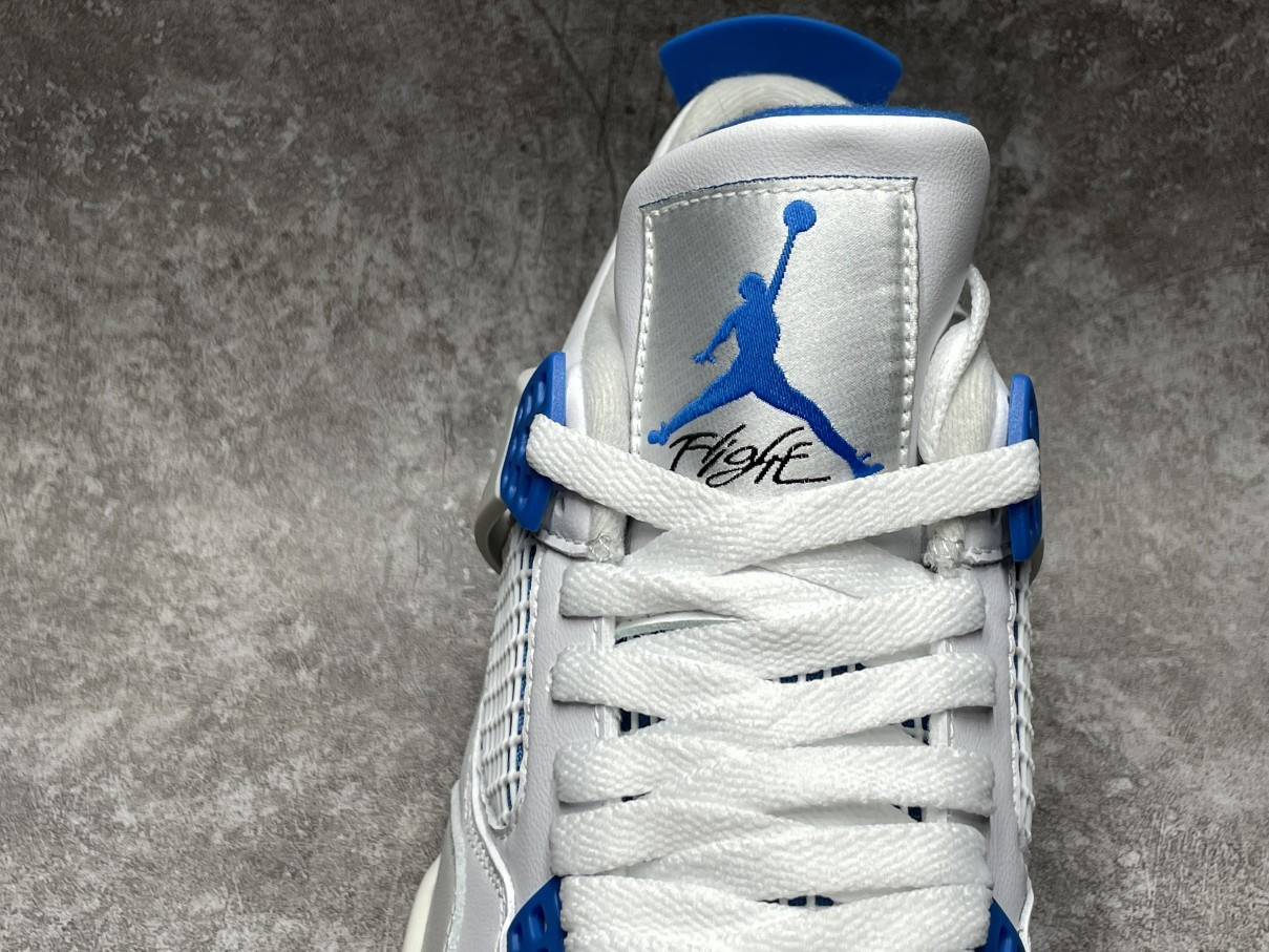 Air Jordan 4 Retro Military Blue