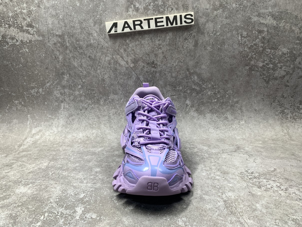Balenciga Track 2.0 Sneaker in Lilac