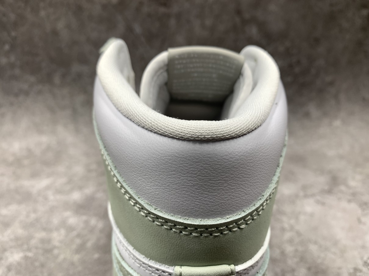 Air Jordan 1 High OG Seafoam