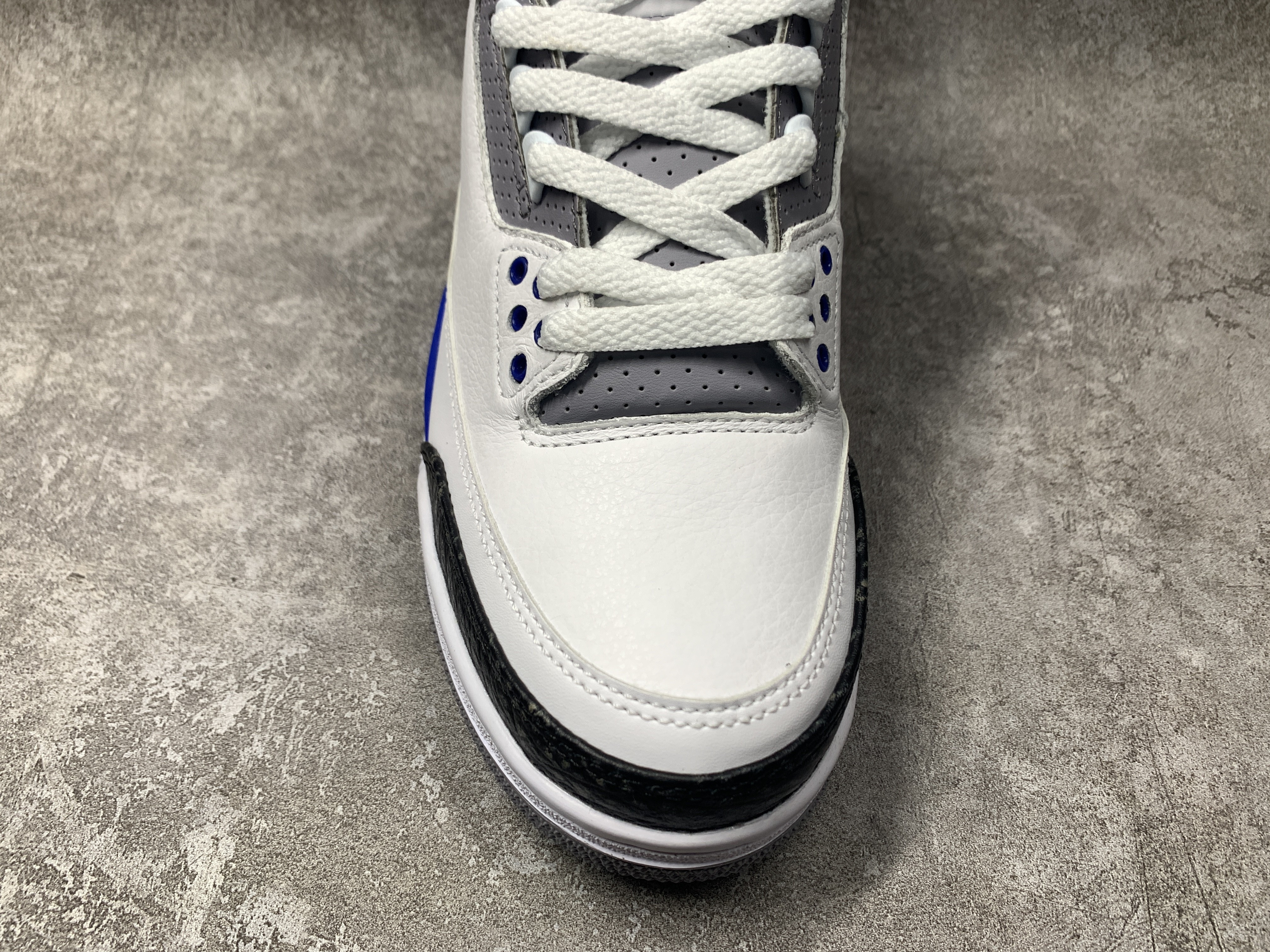 Air Jordan 3 Retro Racer Blue