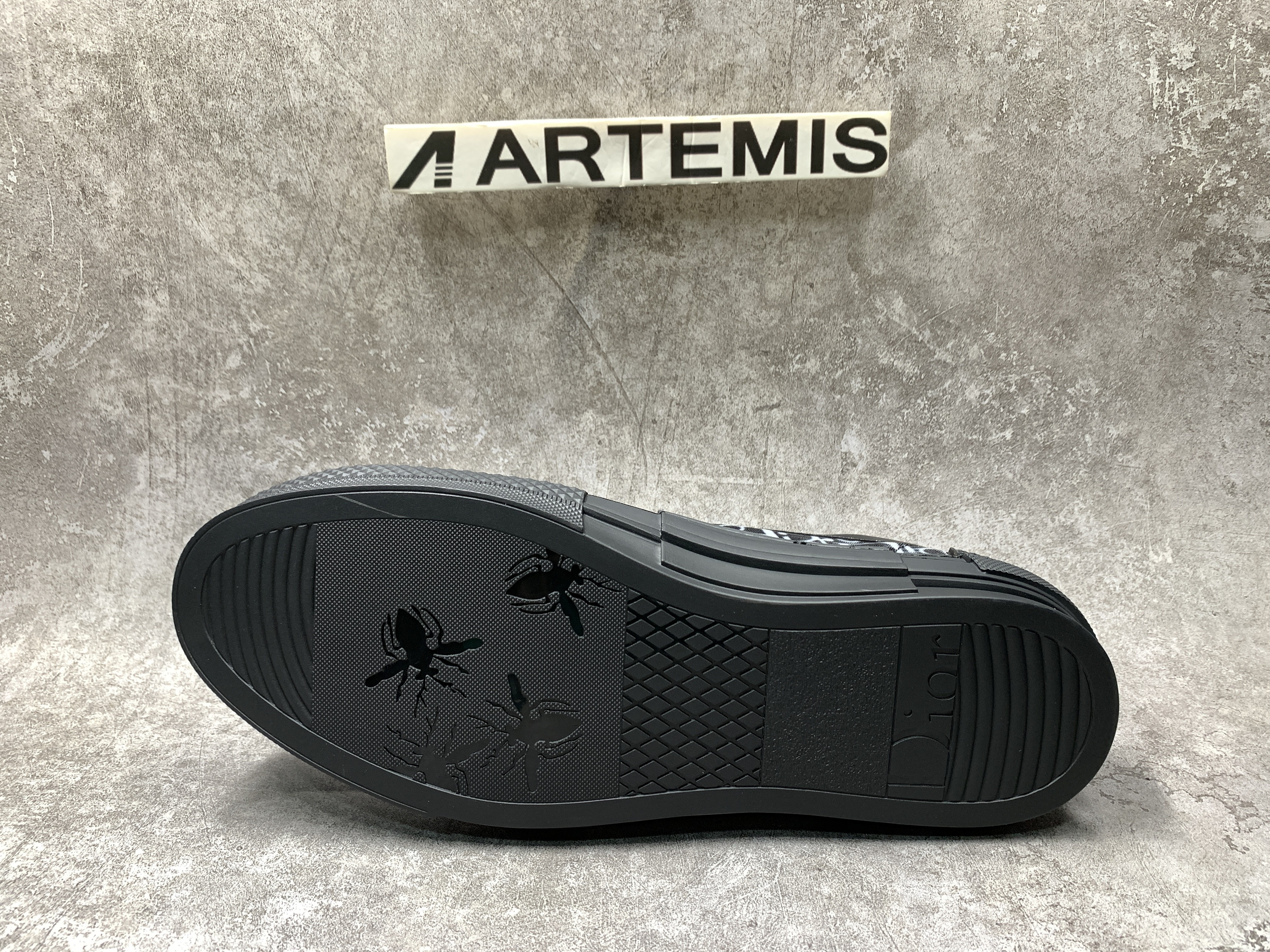 D*0r B23 Low Top Canvas Oblique Black