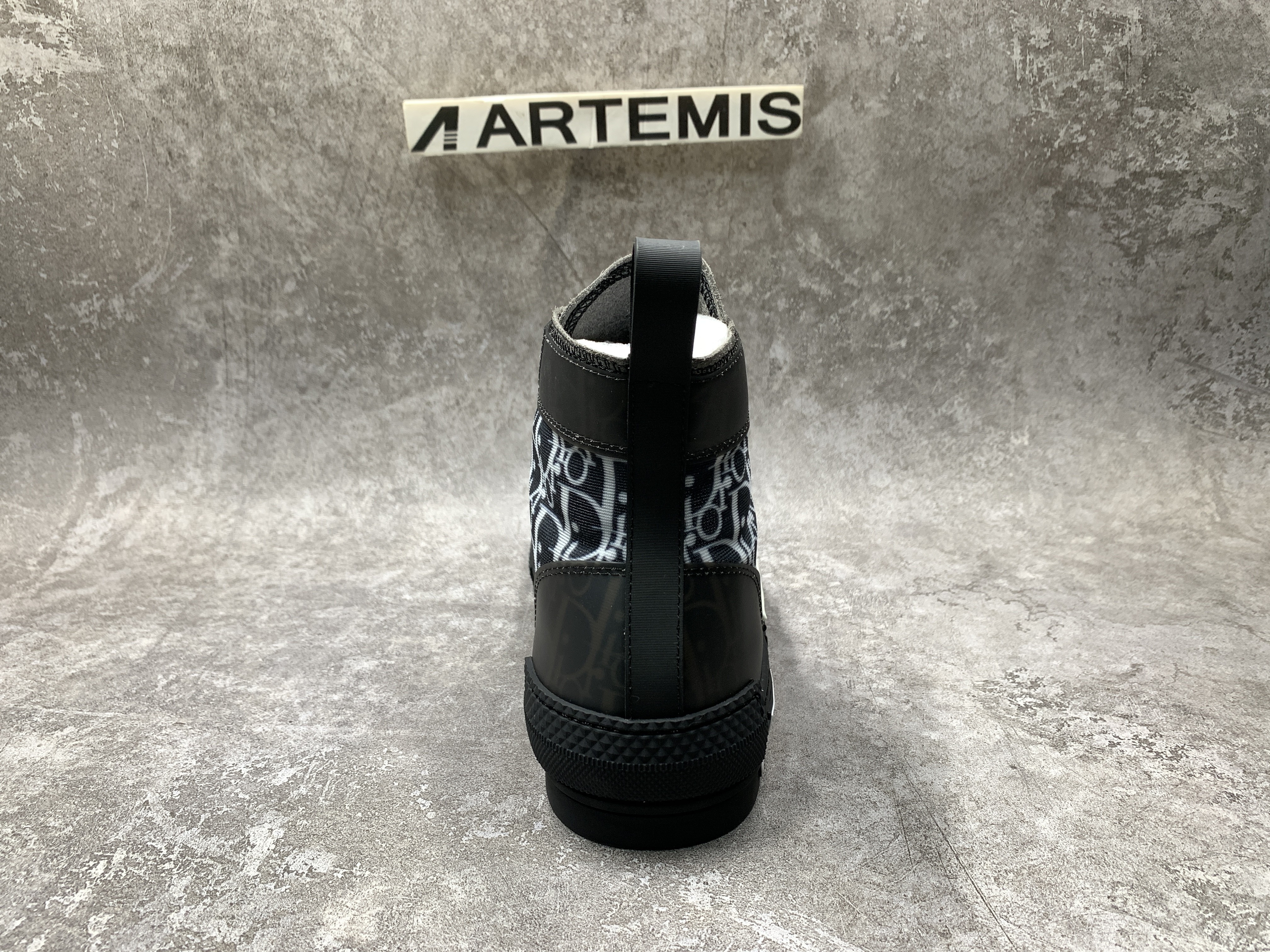 D*0r B23 High Blue Black