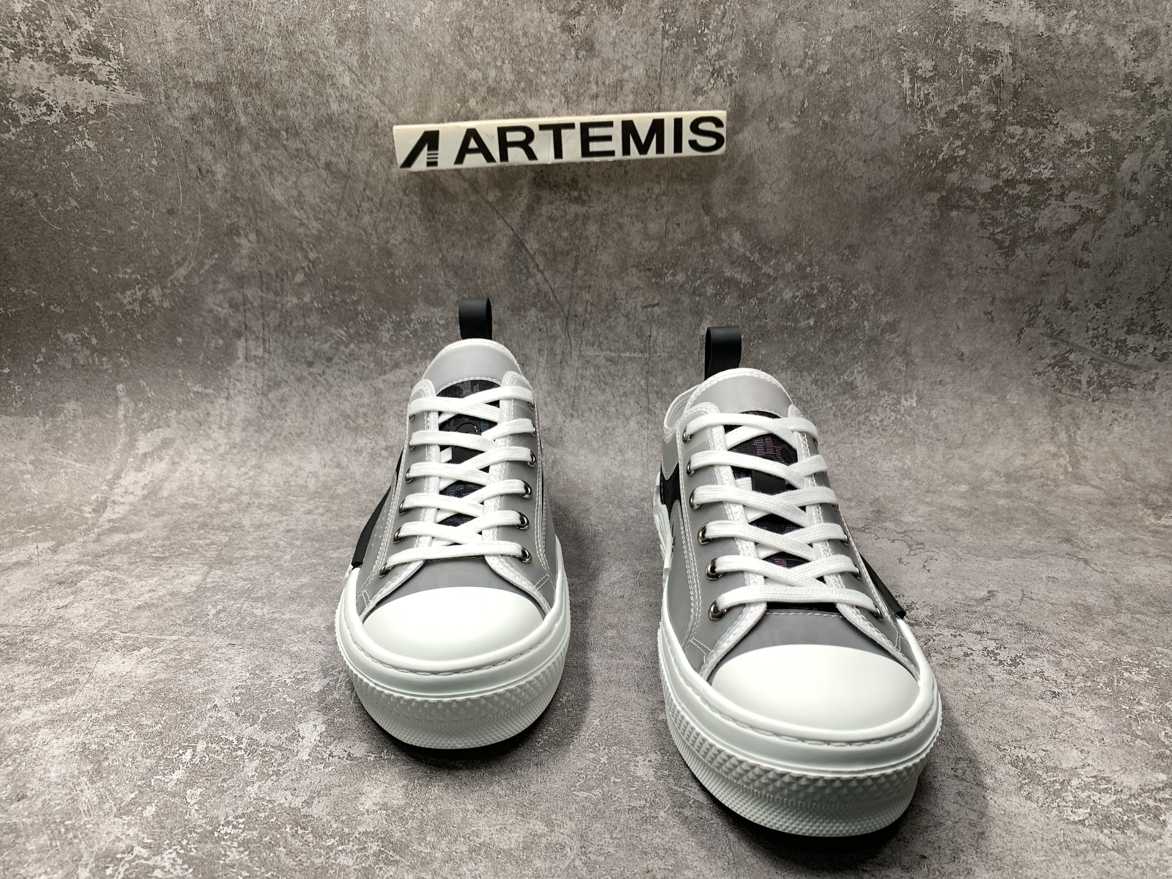 D*0r B23 Low Blue Black