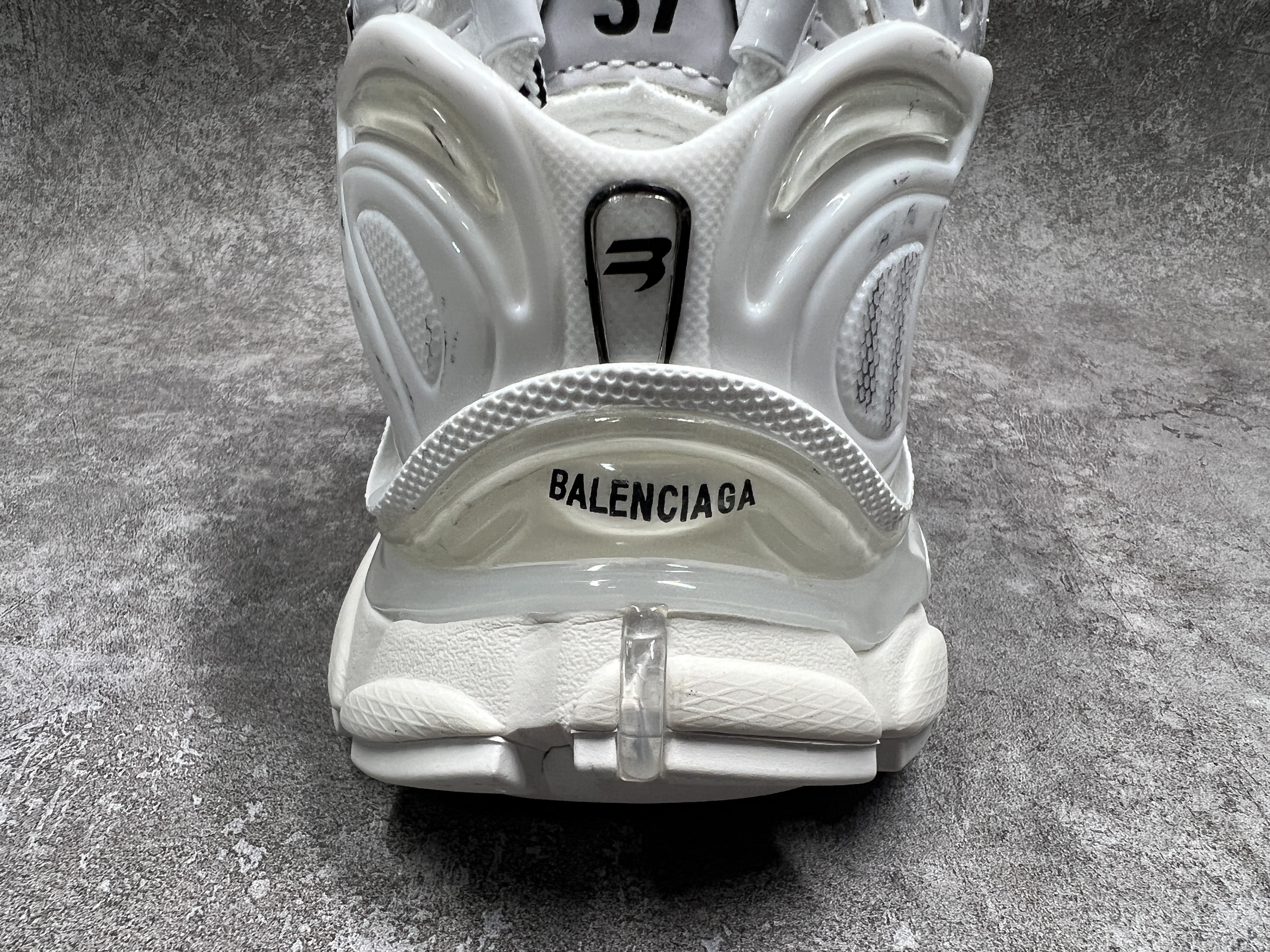 Balenciga Runner White